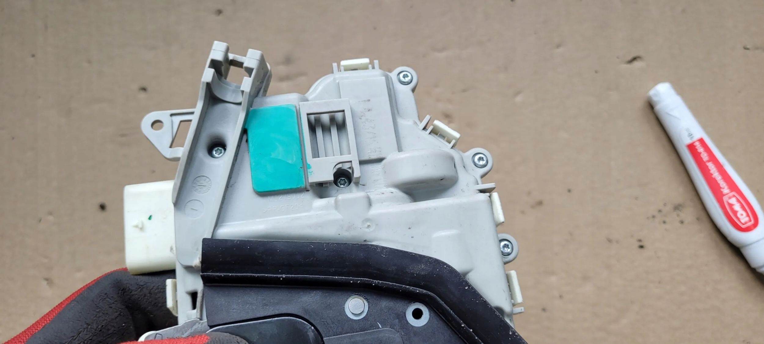 A6 C7 4G lock door right front 8J1837016F 5PIN A7 4G A4 B8 Q5