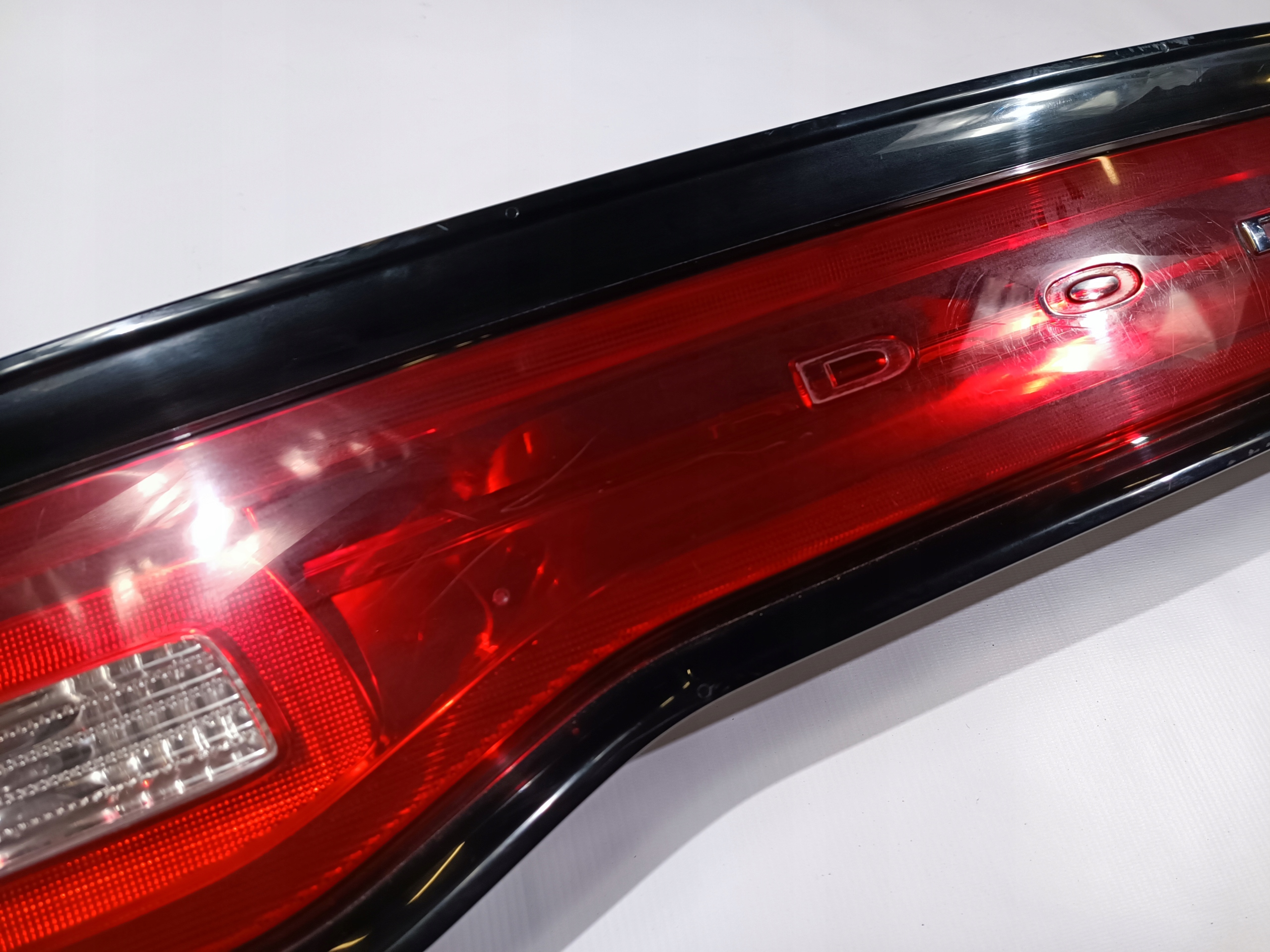 light cap bonnet rear part Dodge Charger 2011-2014