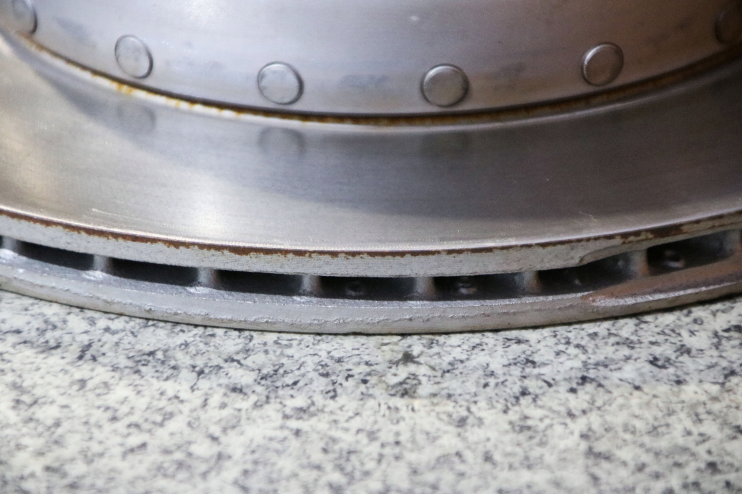 BMW G20 330i discs plates rear part 330x20 9 km !!!