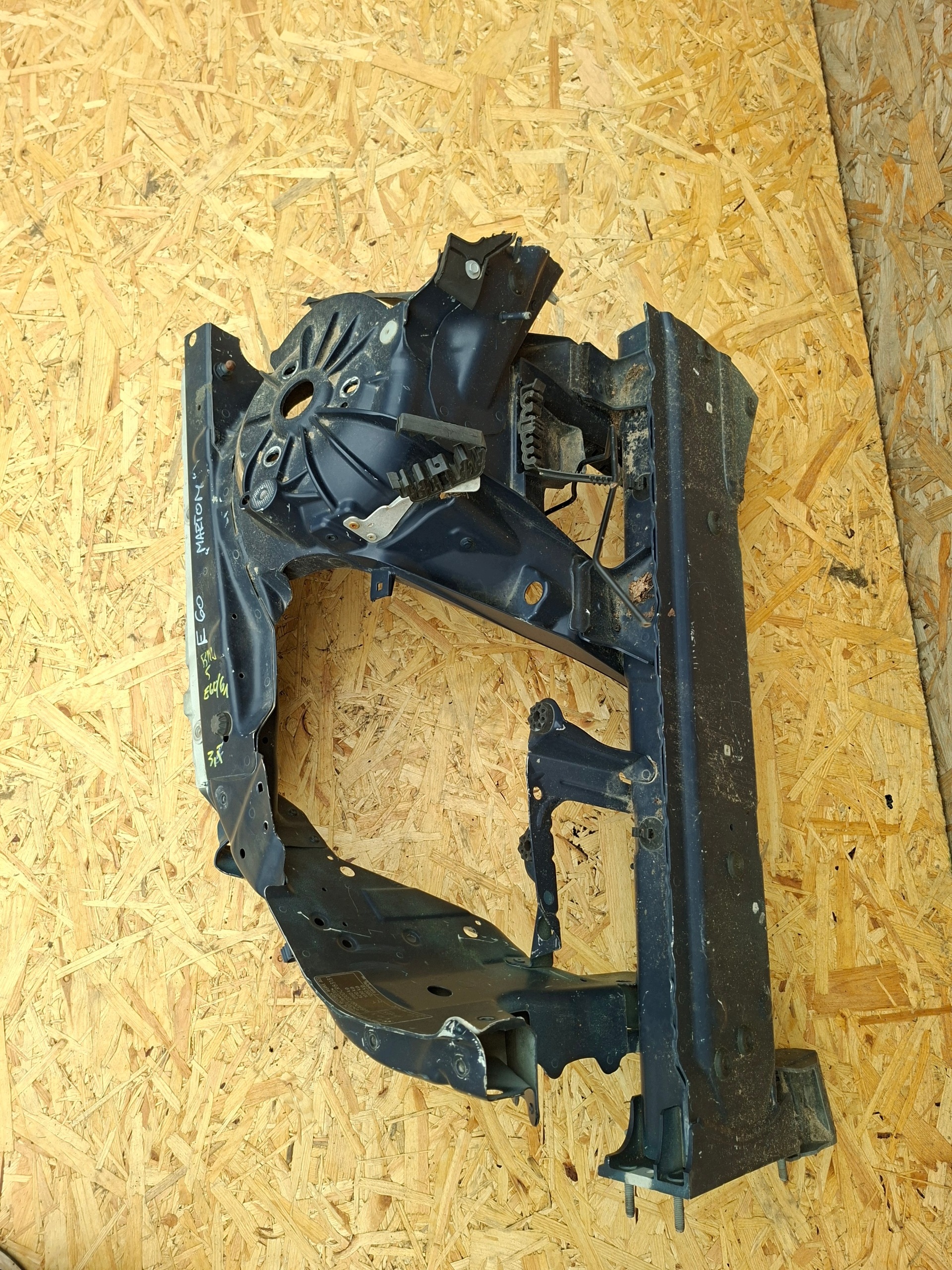 LONGHERONE FARTUCH BMW 5 E60 E61