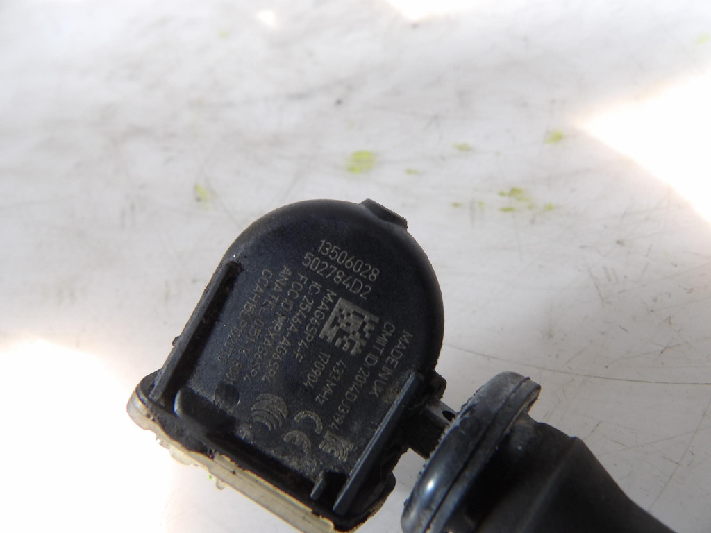 OPEL ASTRA K Sensor CISNEINIA Reifens 13506028