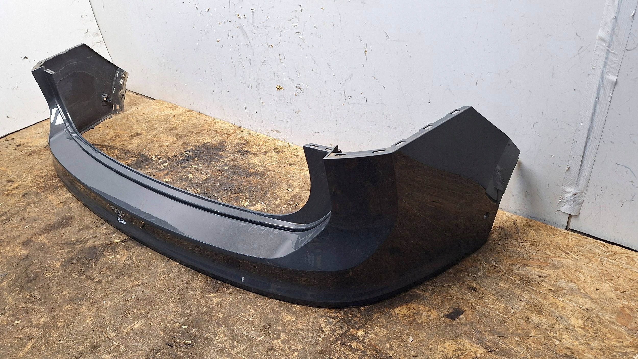 Stoßstange heck 5NA807417 VW TIGUAN II 15