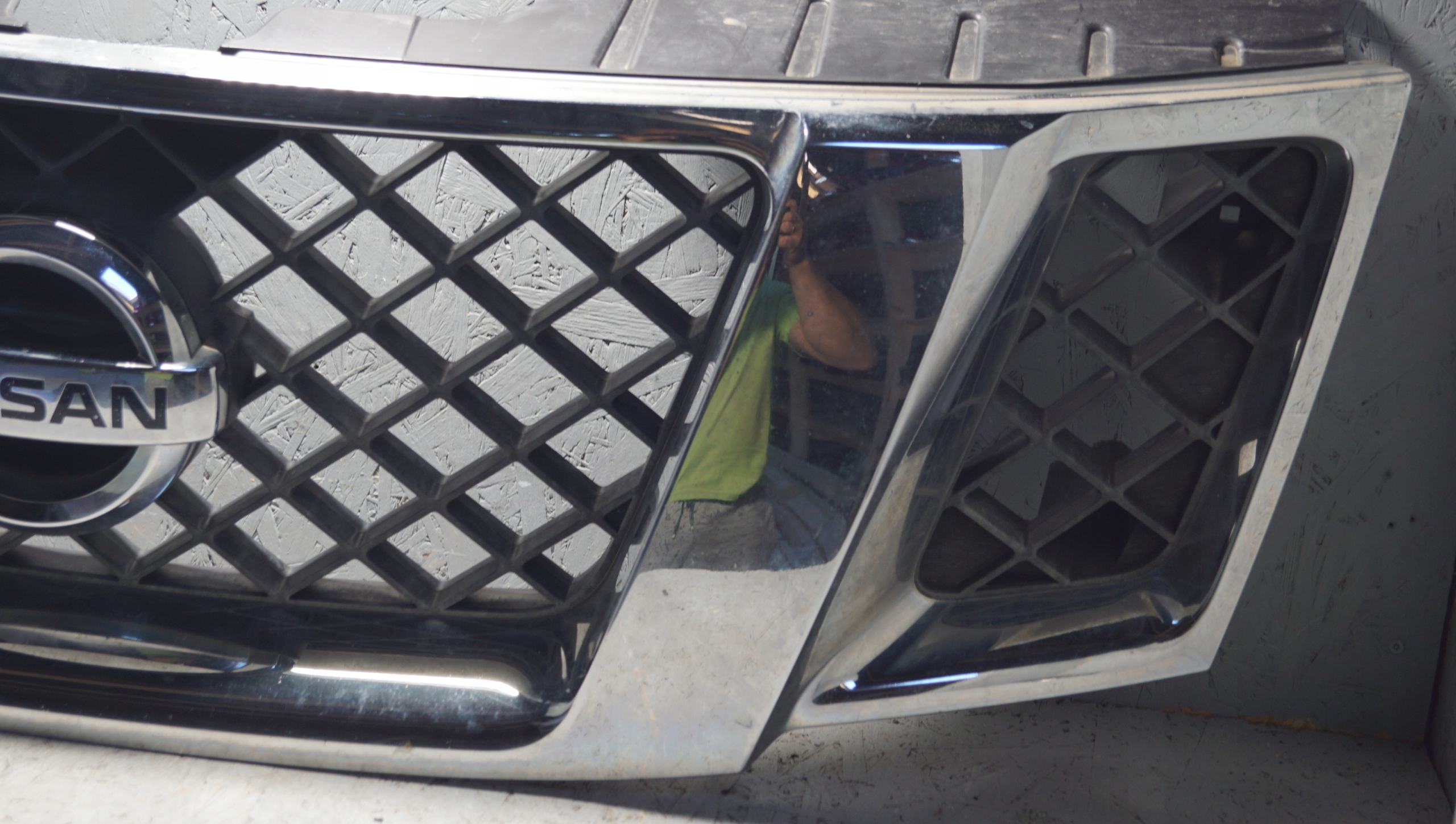 Nissan Navara D40 Kühlergrill FRONTGRILL Kühlergitter - Thumbnail 3