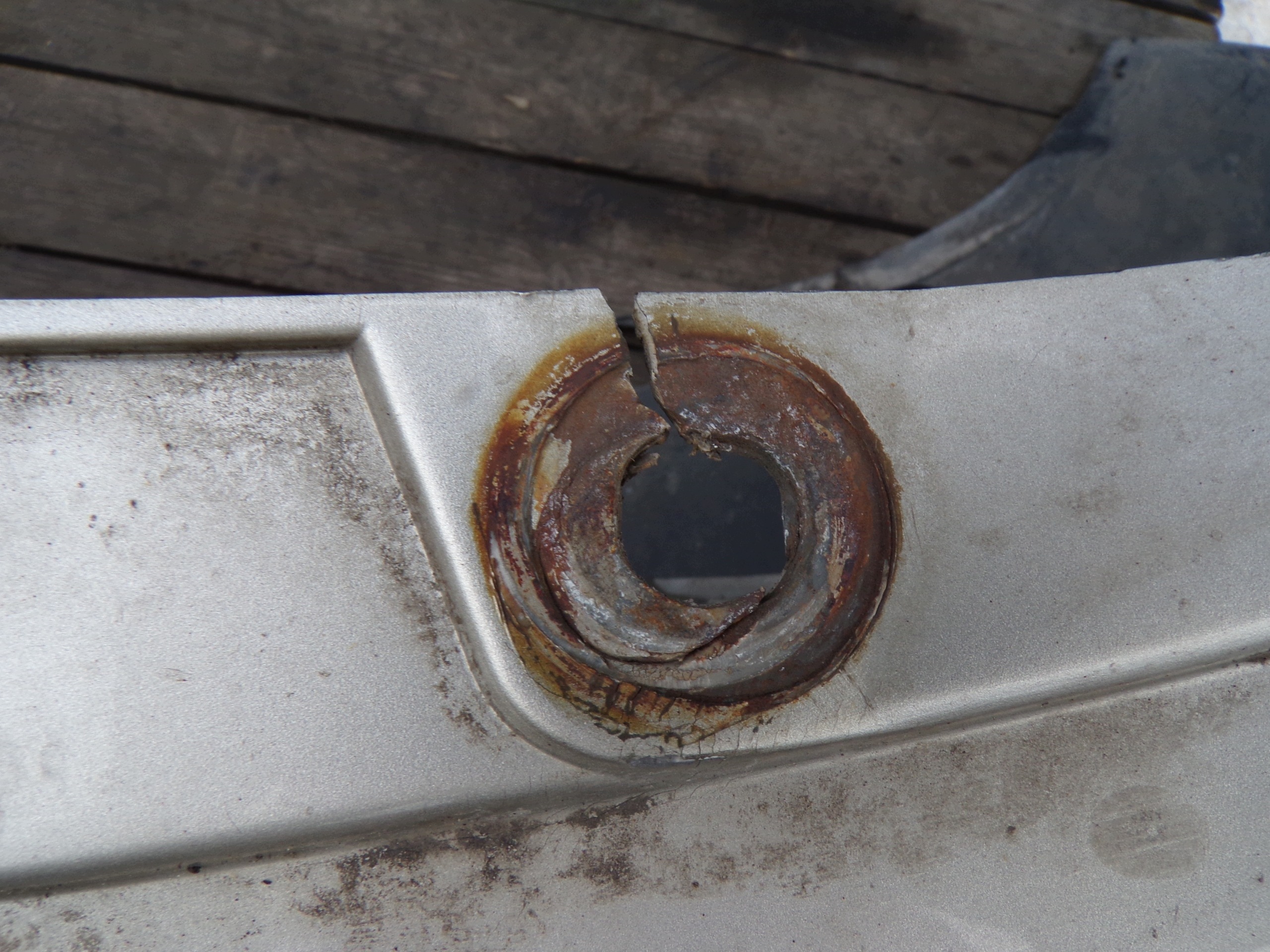 front bumper front SKODA OCTAVIA 2 II sensors washers (3)