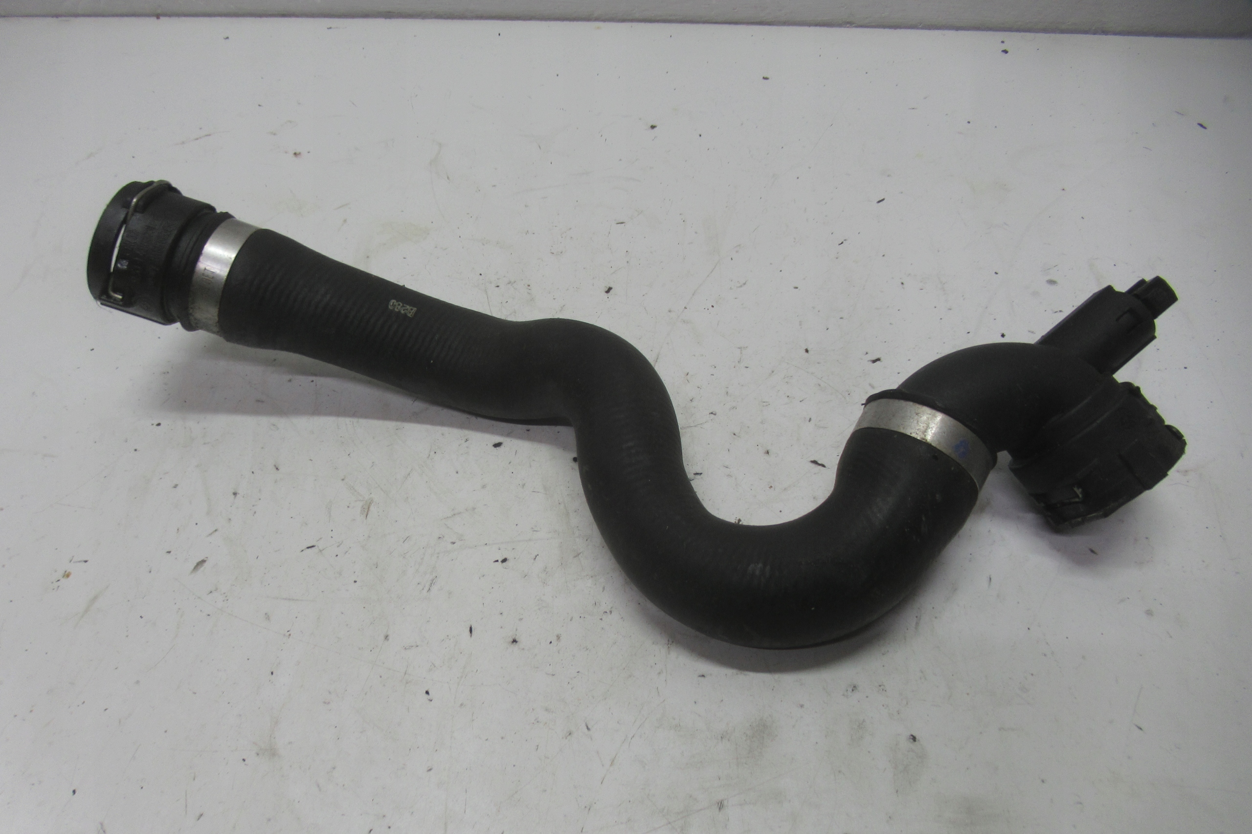 BMW E91 2.0 B 07R cijev prijenos vode 7531769