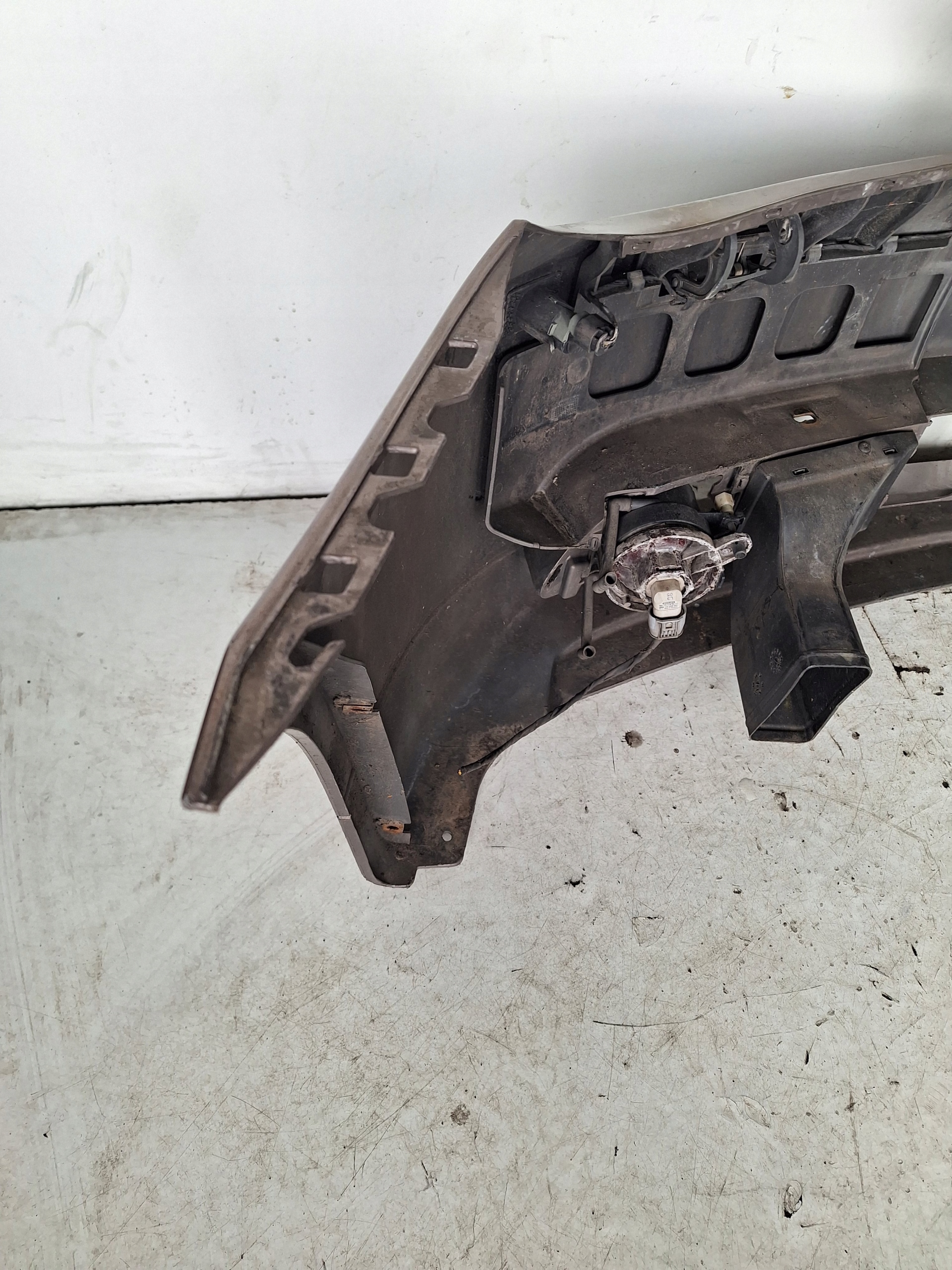 BMW 5 E60 E61 03-07 Stoßstange + PDC