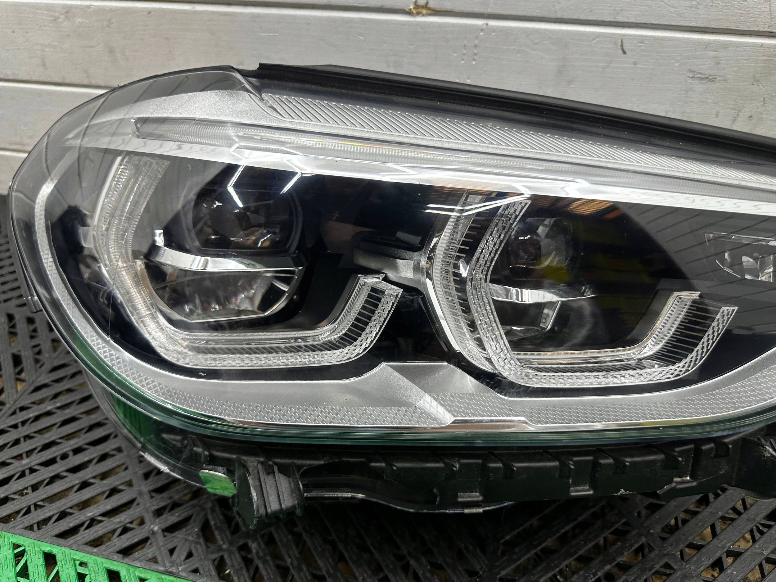 light front side right BMW X3 G01 ADAPTIVLED 8739654