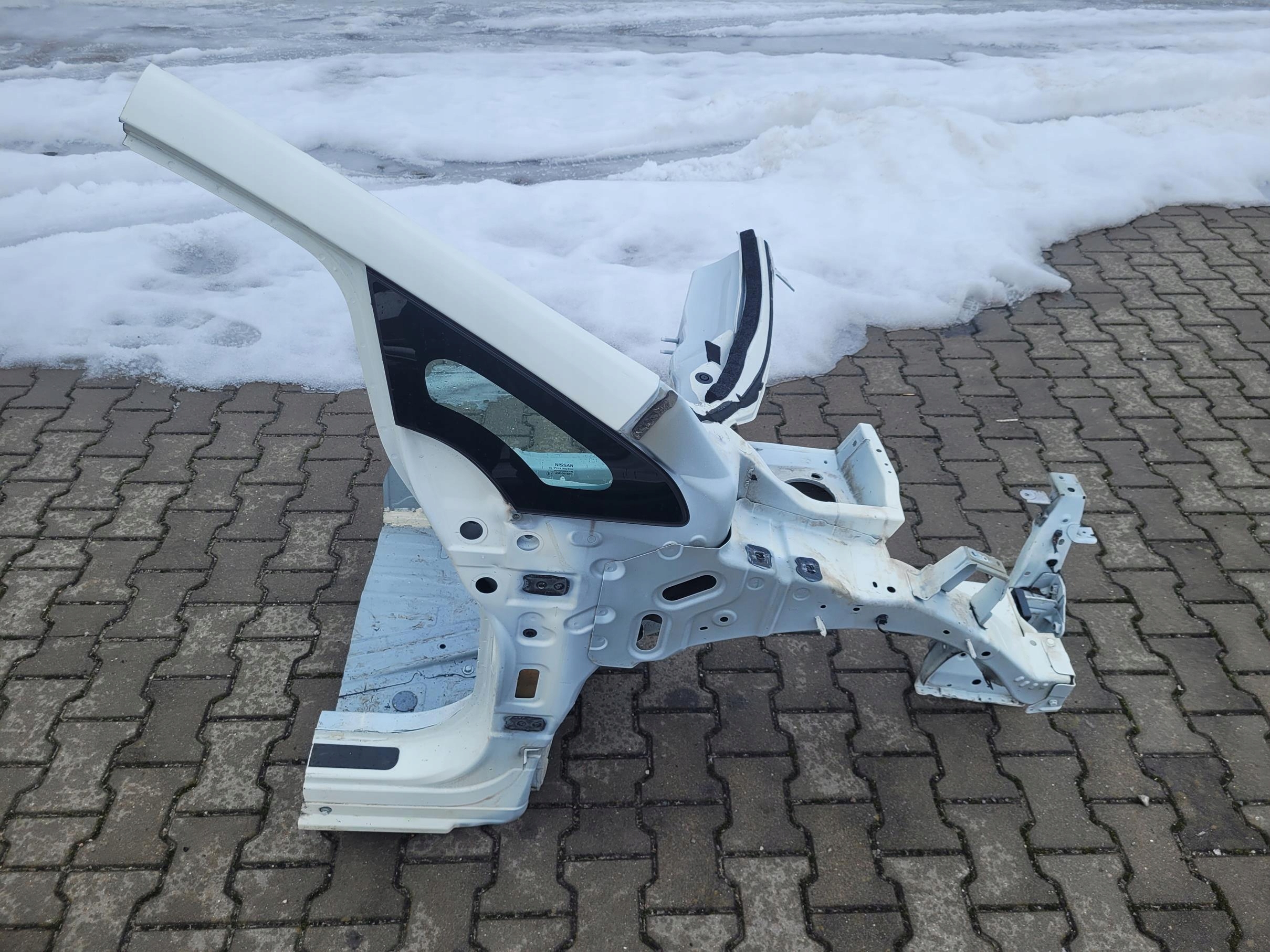 quarter front left quarter window bodywork XDF NISSAN LEAF II ZE1