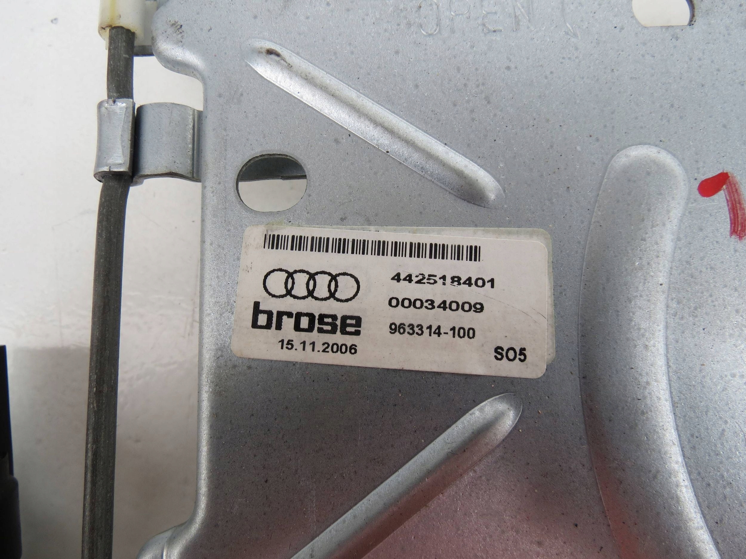 Motor Gurte Band Gestänge Regulations- SITZ AUDI Q7 4L 442518401