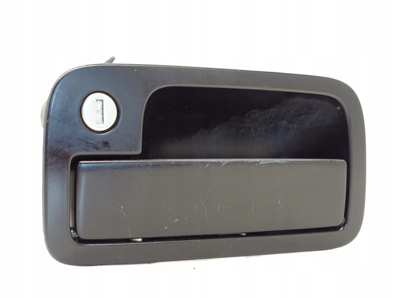 РУЧКА КРИШКИ БАГАЖНИКА БОРТУ VW AMAROKh5829505e