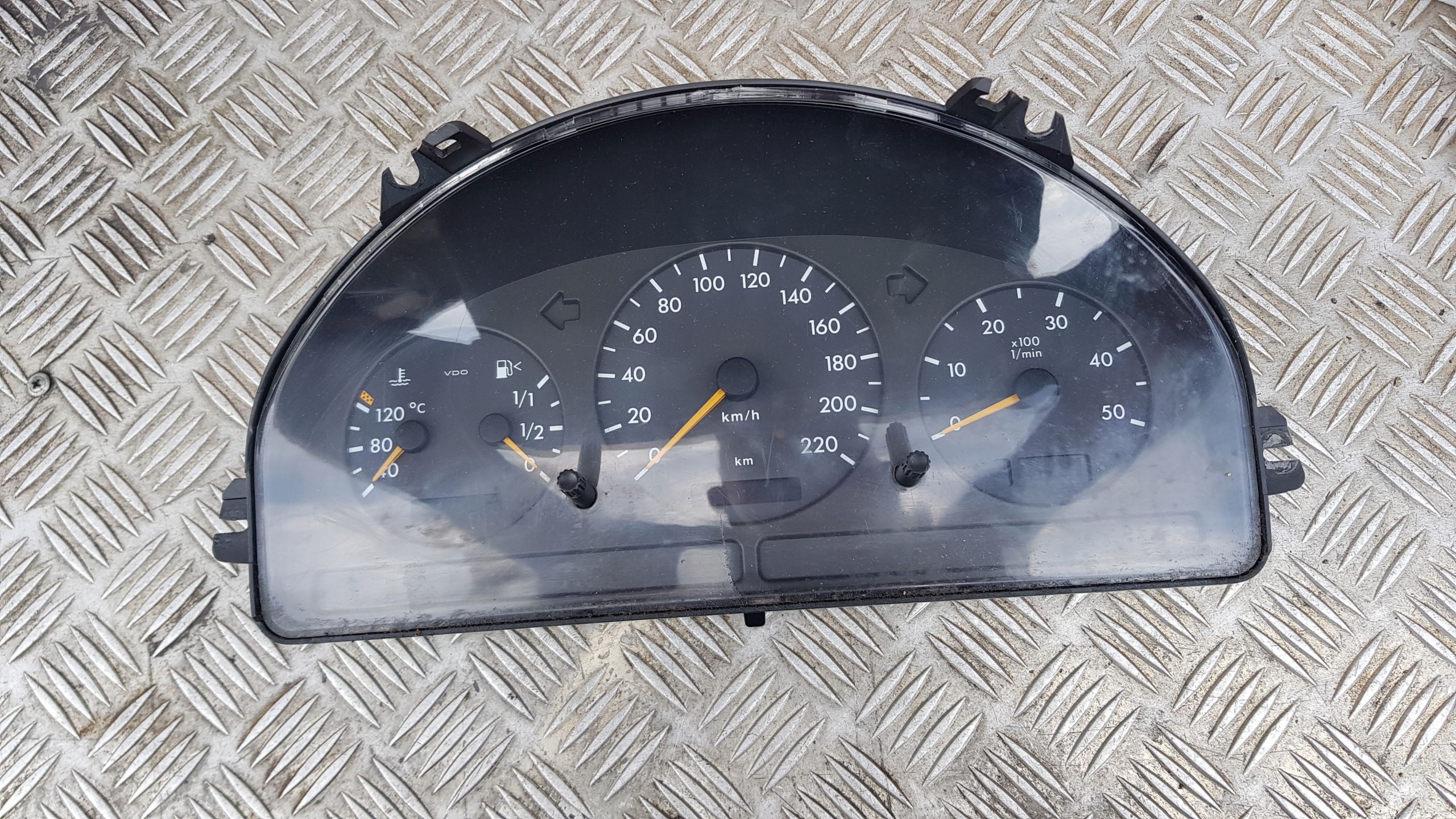 MERCEDES W163 ML 2.7 CDI dials clock EUROPA a1635401847