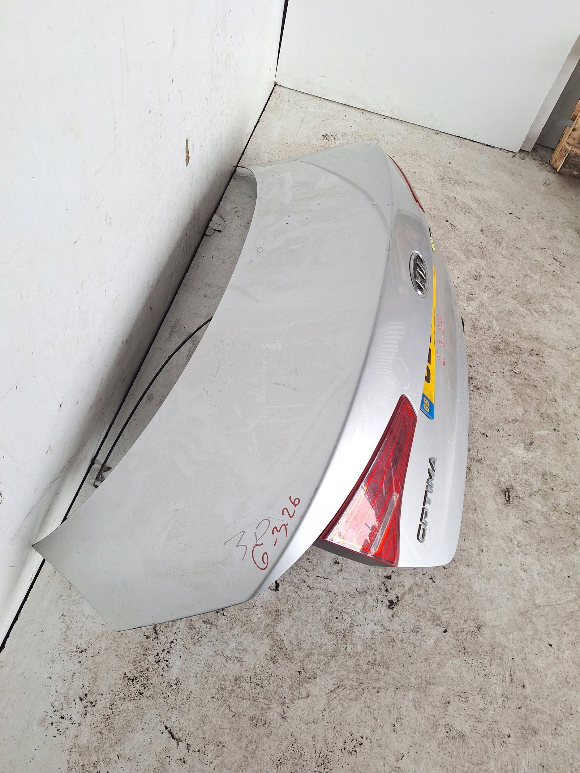 KIA OPTIMA III sedan 10-13 boot door