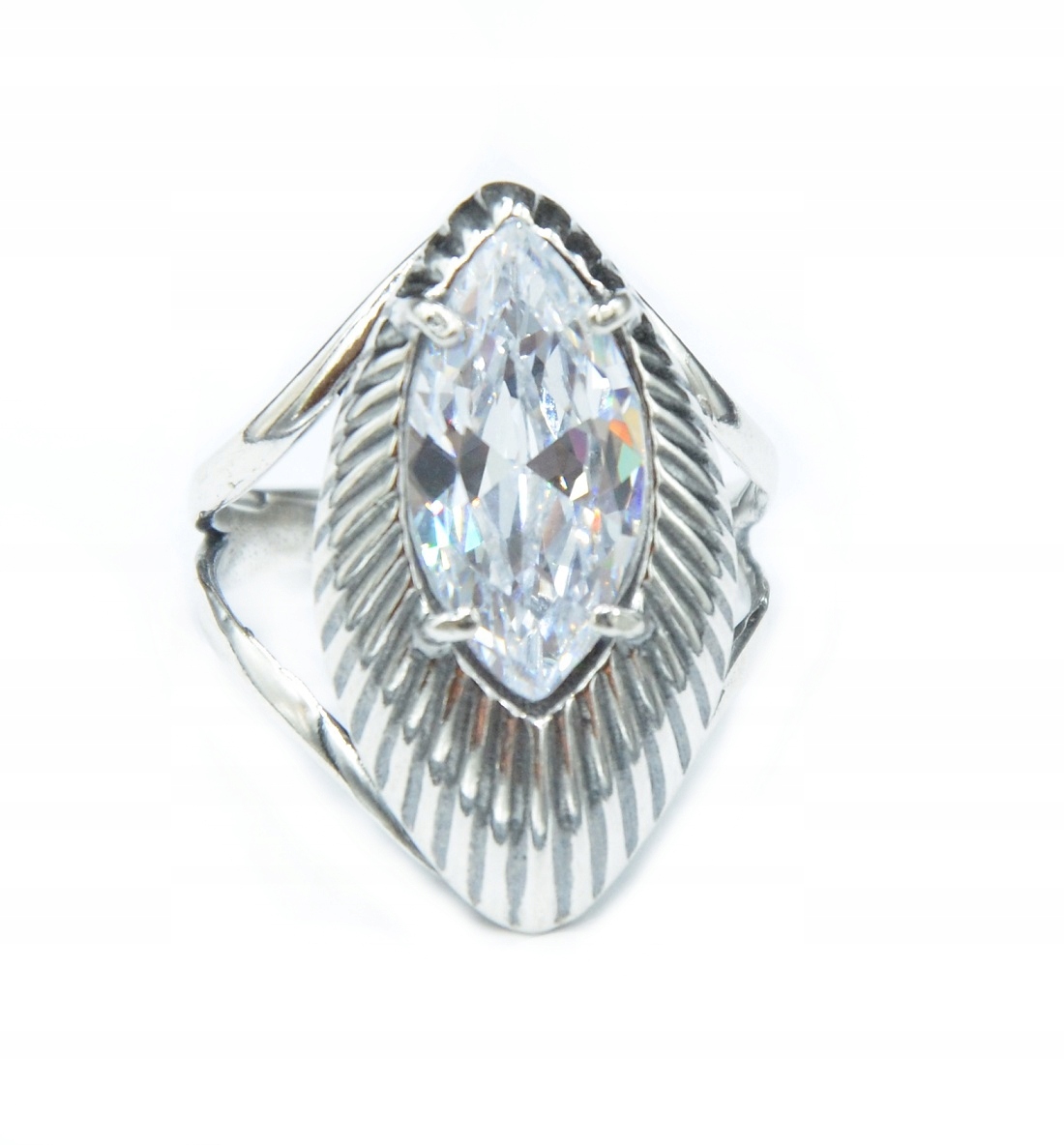 

Pierścionek Srebrny Z Cyrkonią. pr.925 Rozmiar 27