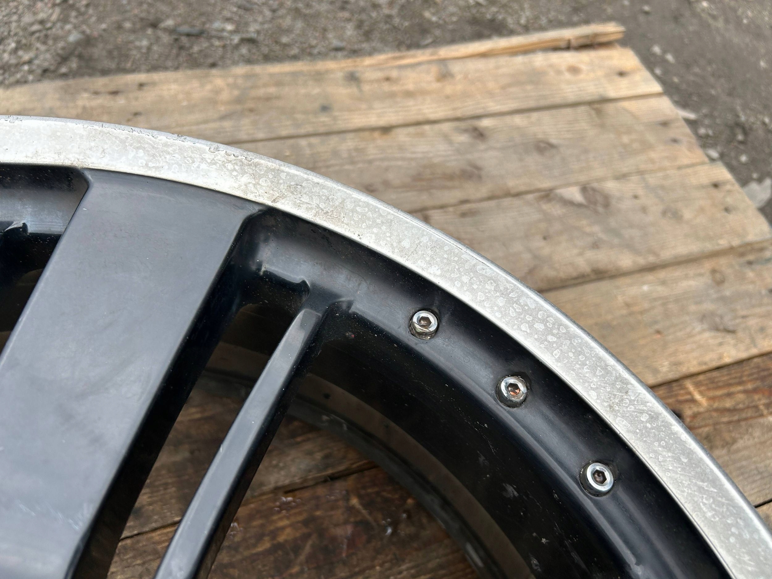 kolo disk disky disk 21" 21x8.5j Chevrolet Camaro 2009