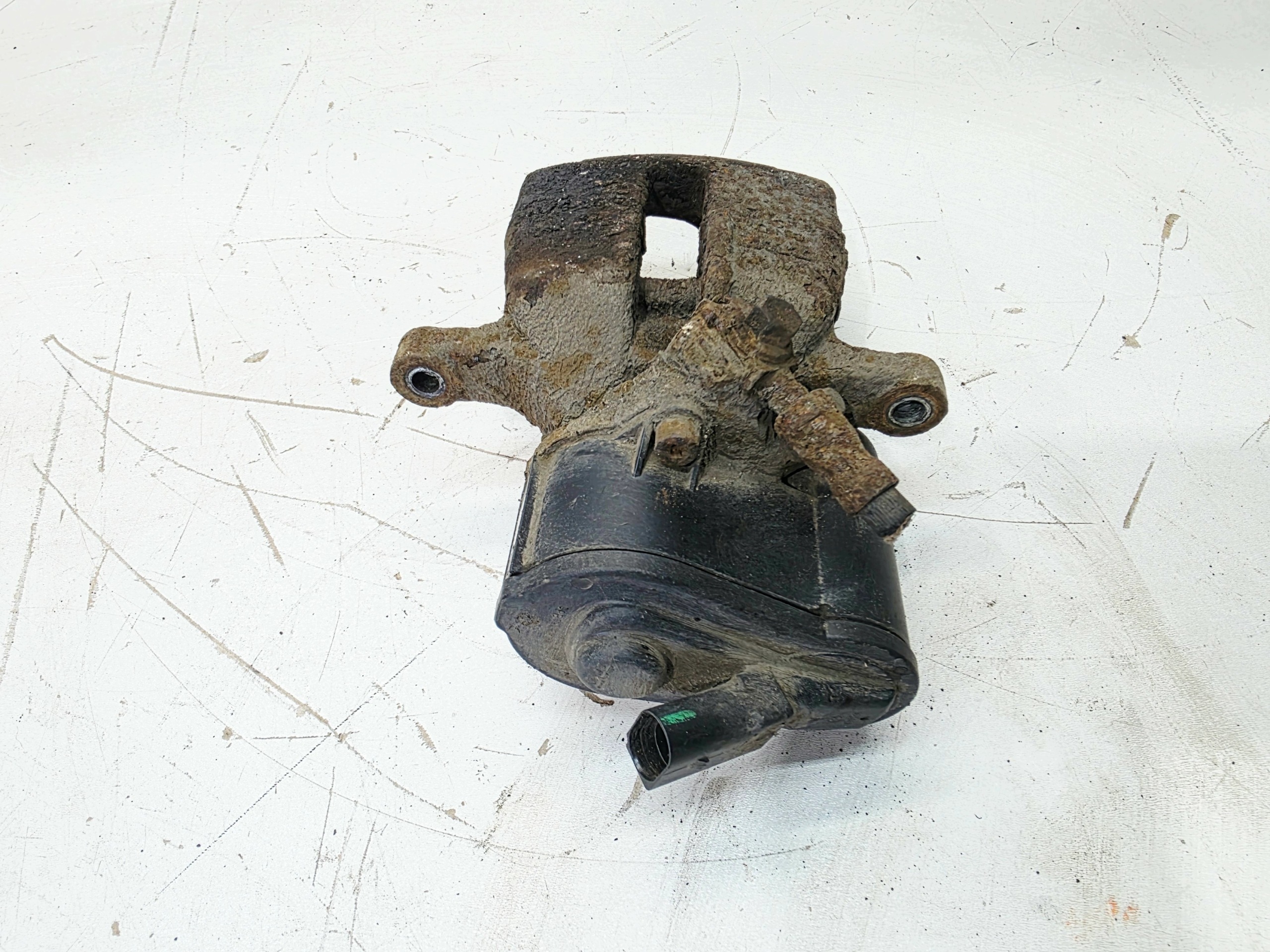caliper brake electrical right rear part AUDI Q3 8U