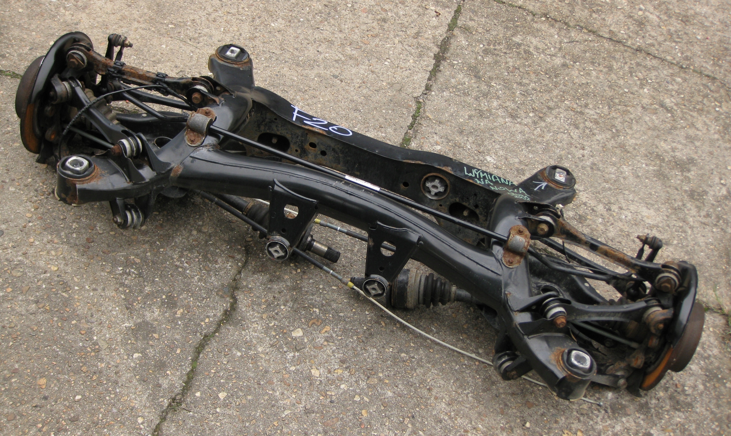 BMW F20 1.6i 14R achsträger heck
