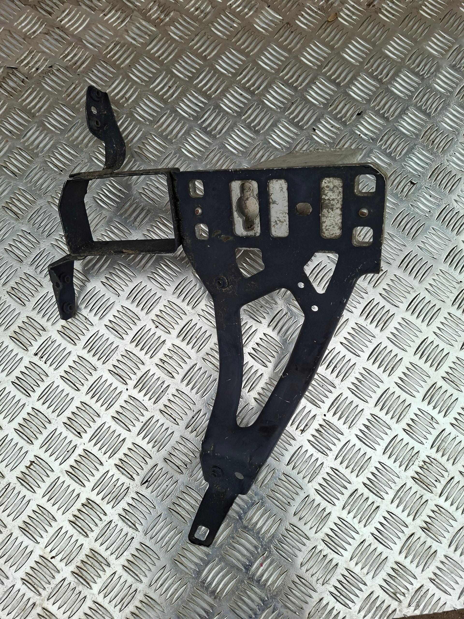 beam tip pillar BMW 5 E60 E61 51647163483