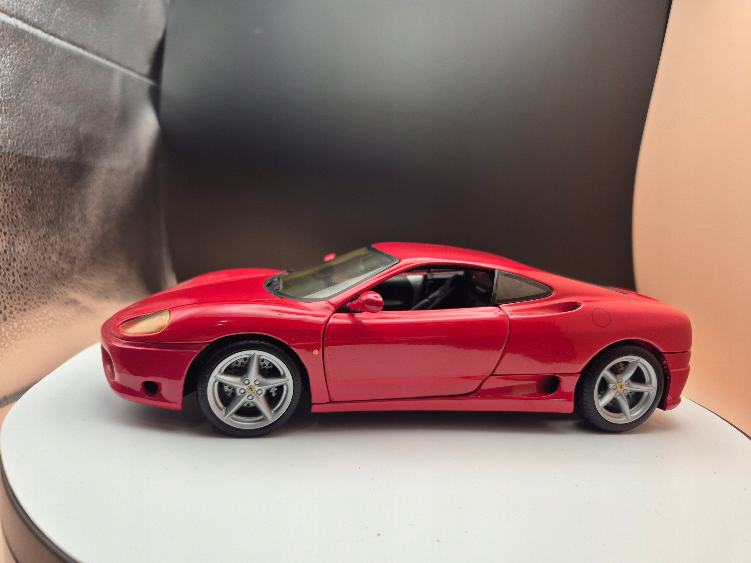 Ferrari F360 ミニカー 1:18 Hot Wheels HOT WHEELS FERRARI 360 MODENA 1/18 • Cena, Opinie - Allegro