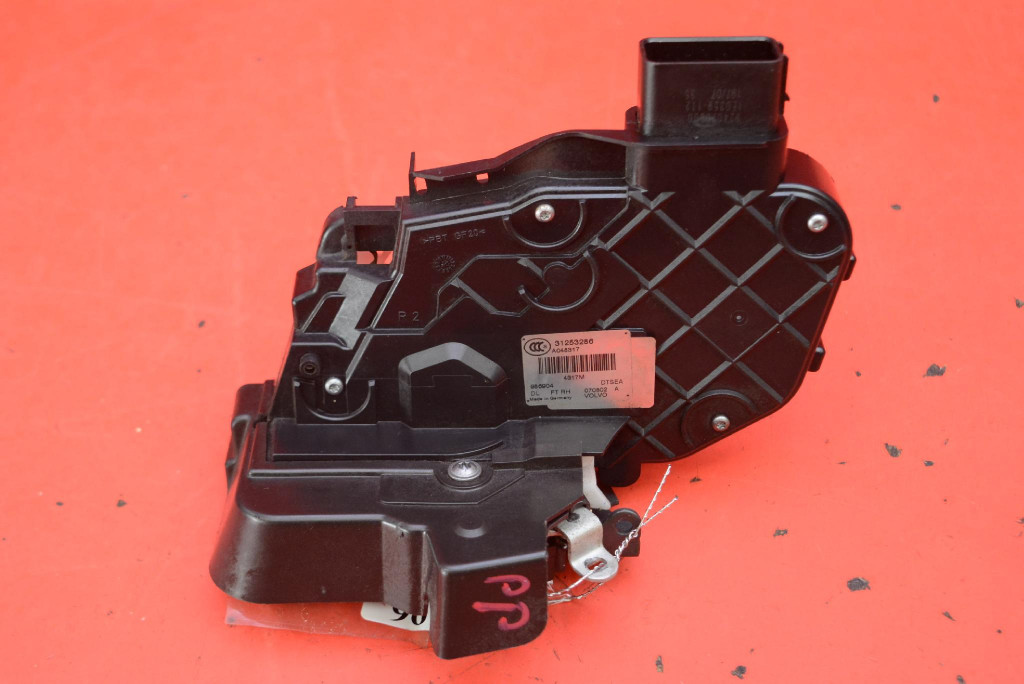 lock door right front front EU 31253286 VOLVO V70 3 III 00-05