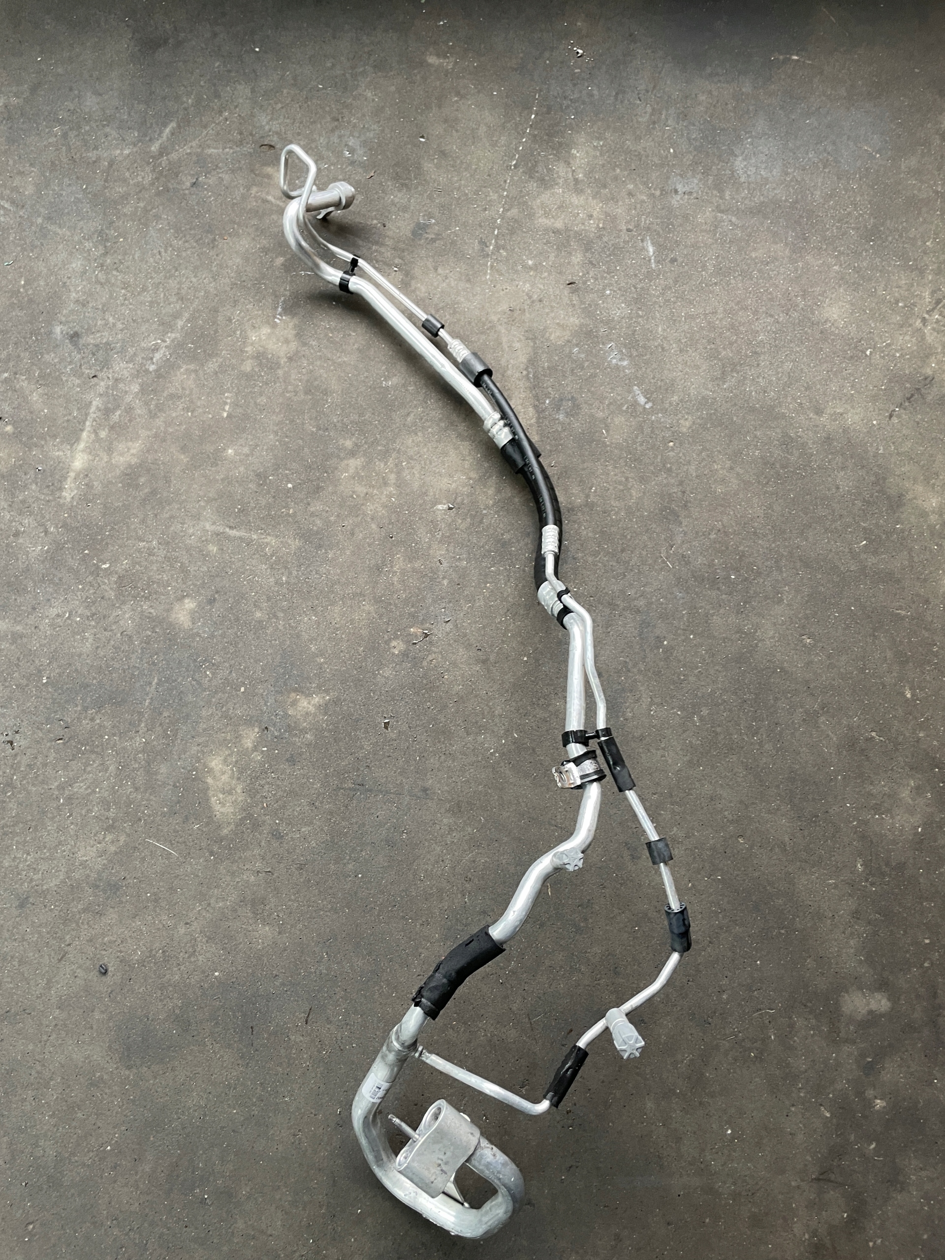 MERCEDES GLC 253 PRZEWOD КОНДИЦИОНЕРА 2538302902