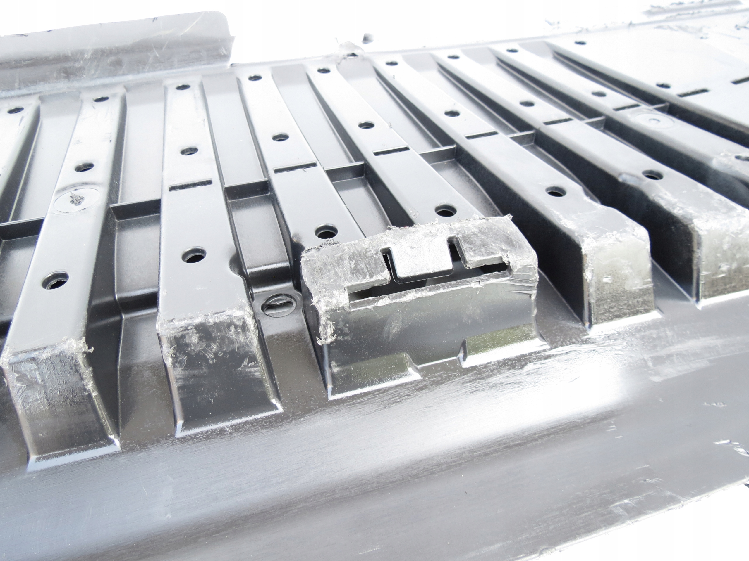 Blende Abdeckung abdeckung der Stoßstange untere vorne AUDI A8 D5 4N