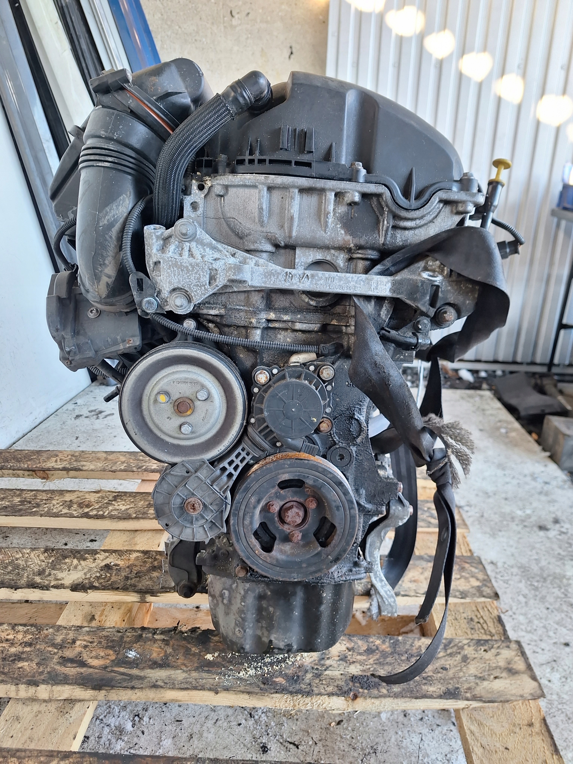 MINI COOPER ONE 1.6 VTI engine N12B16AA 120KM