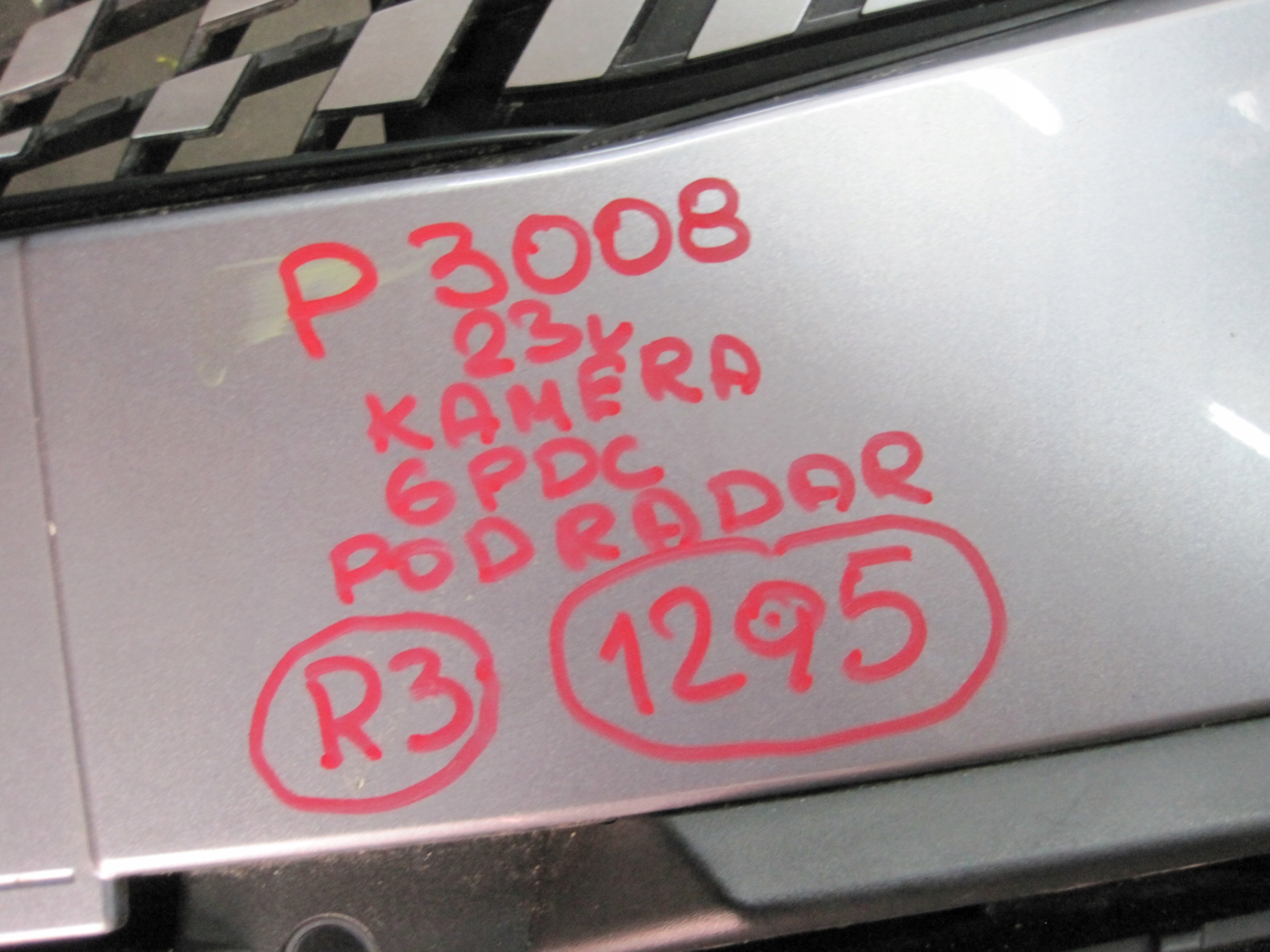 bumper front PEUGEOT 3008 23R KAMERA 6 PDC front