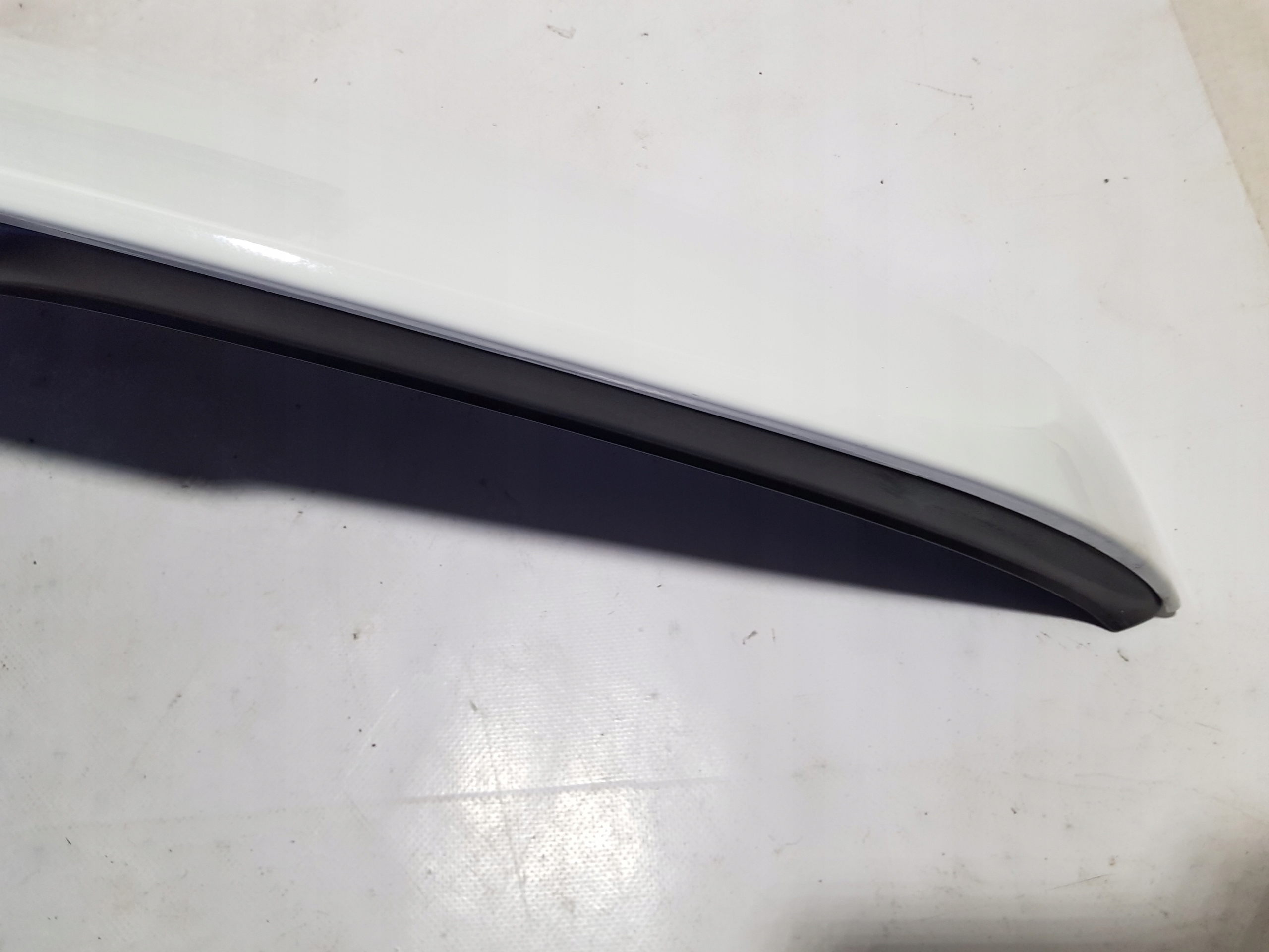 moulding cap bonnet boot LOTKA SPOILER RENAULT ZOE light STOP