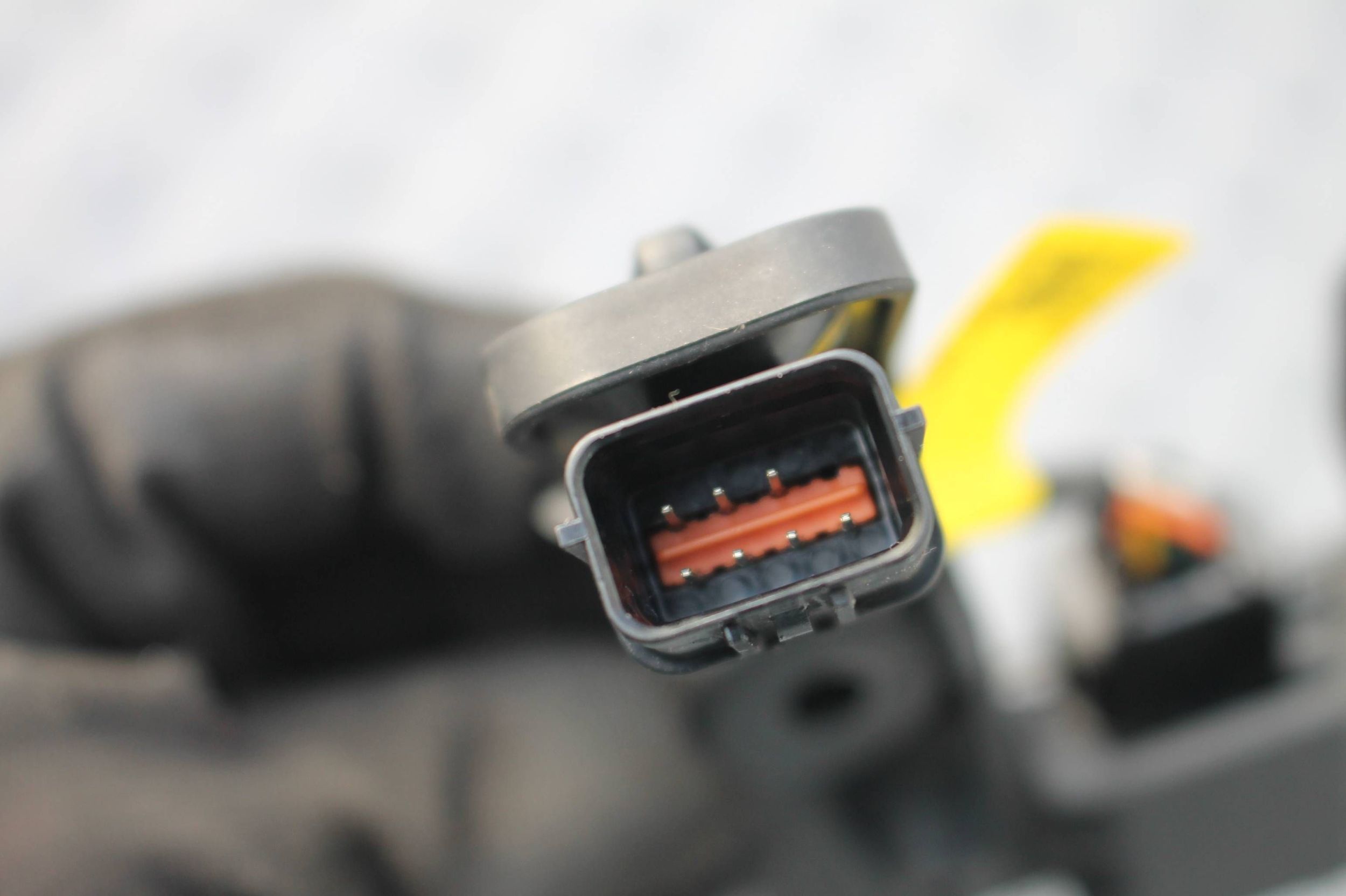 модуль левый зад 99140-H8300 kia STONIC