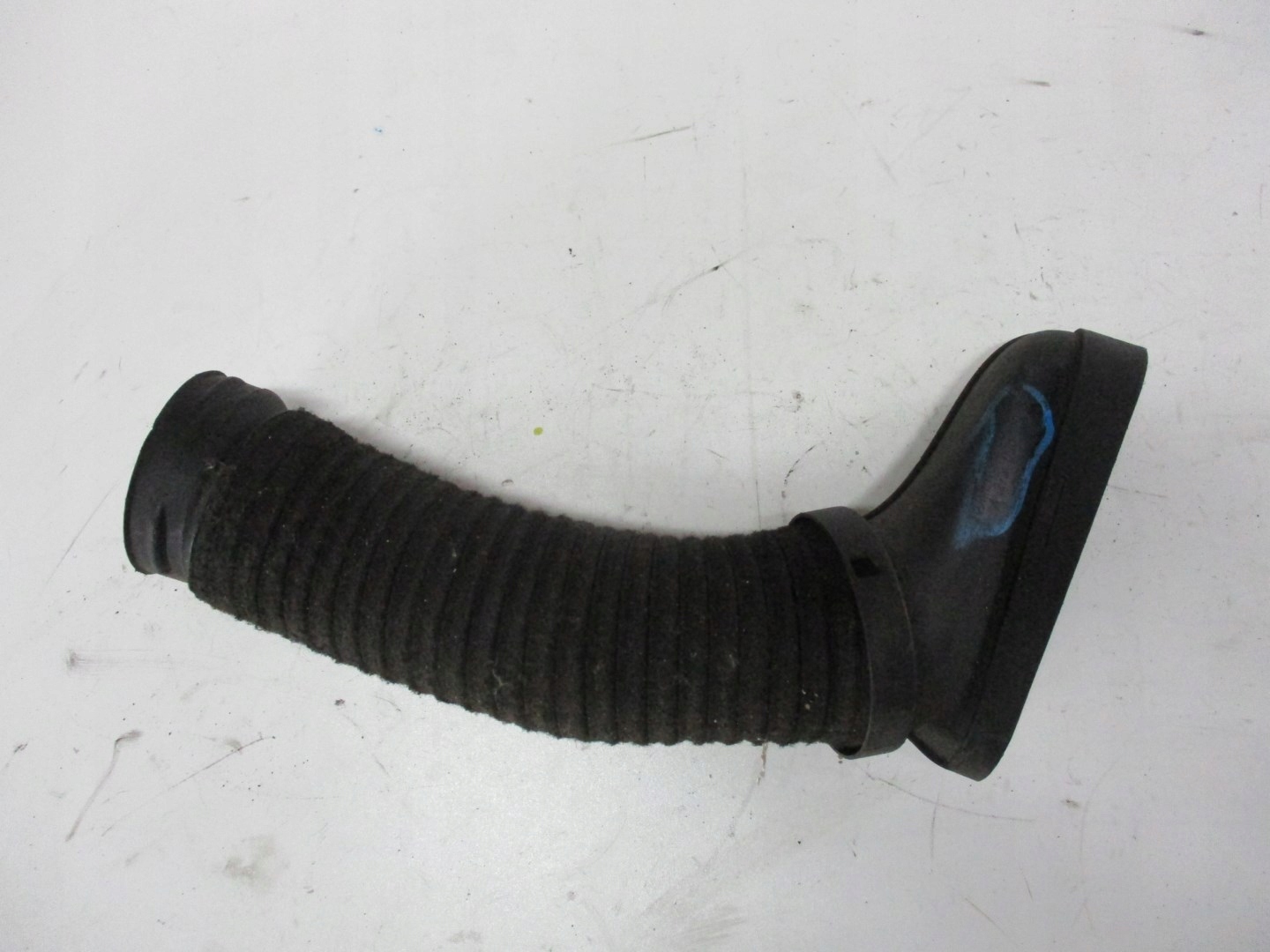 pipe intake air MERCEDES GLK 204 A2720902982