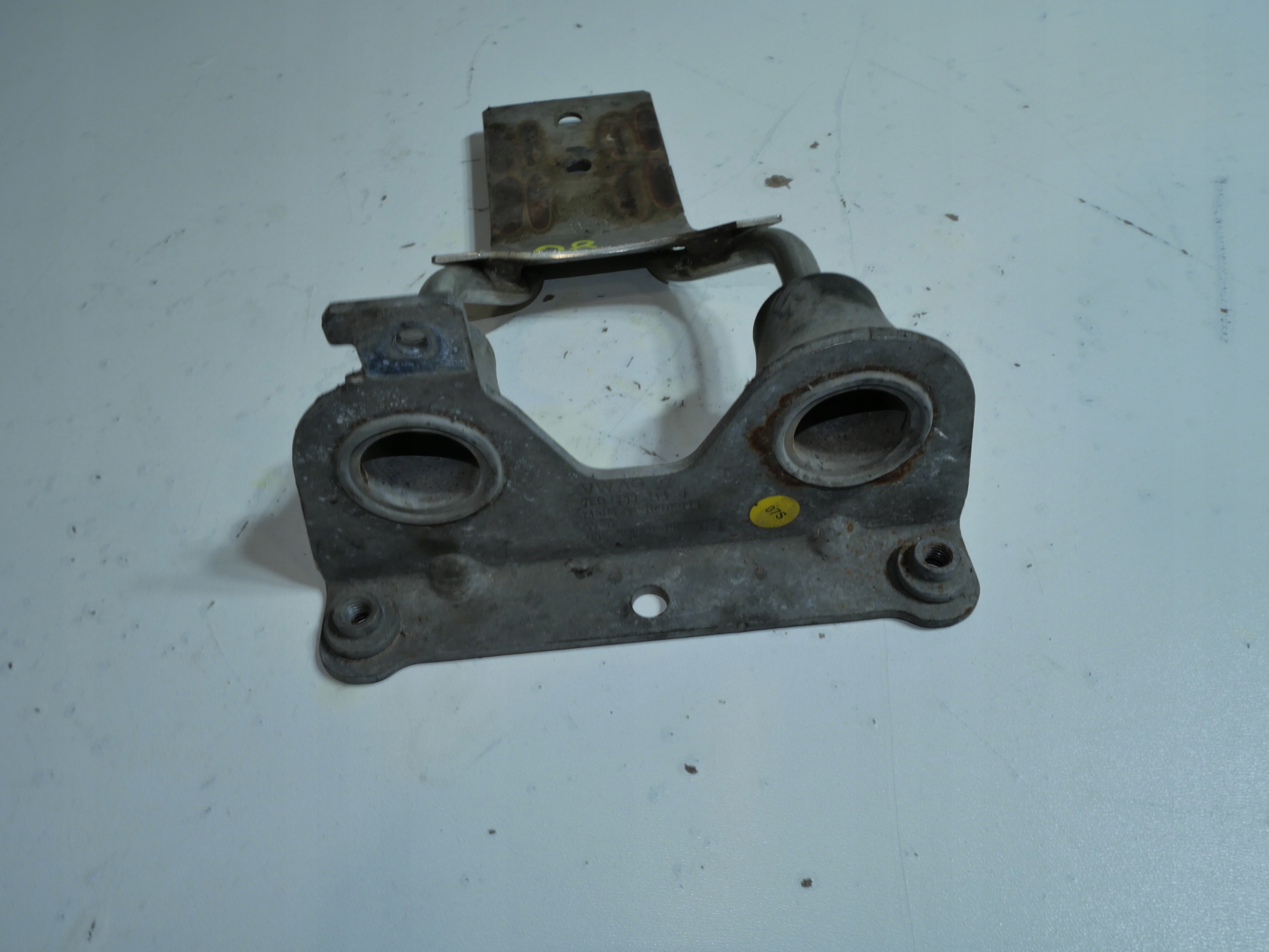VW T5 Support TLUMIKA 7E0253144J