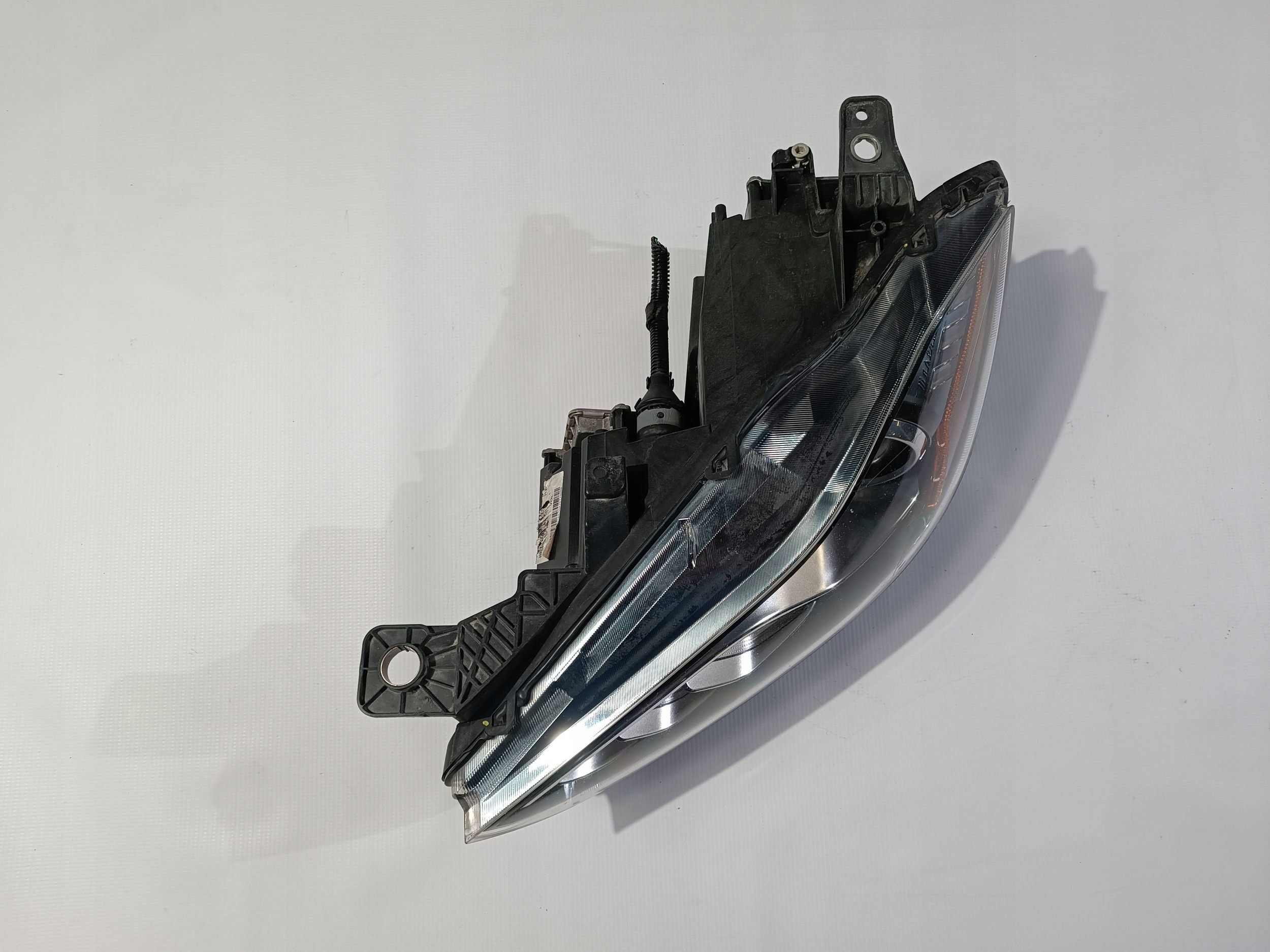 light front left reflektor left Xenon Maserati Ghibli SQ4 2013