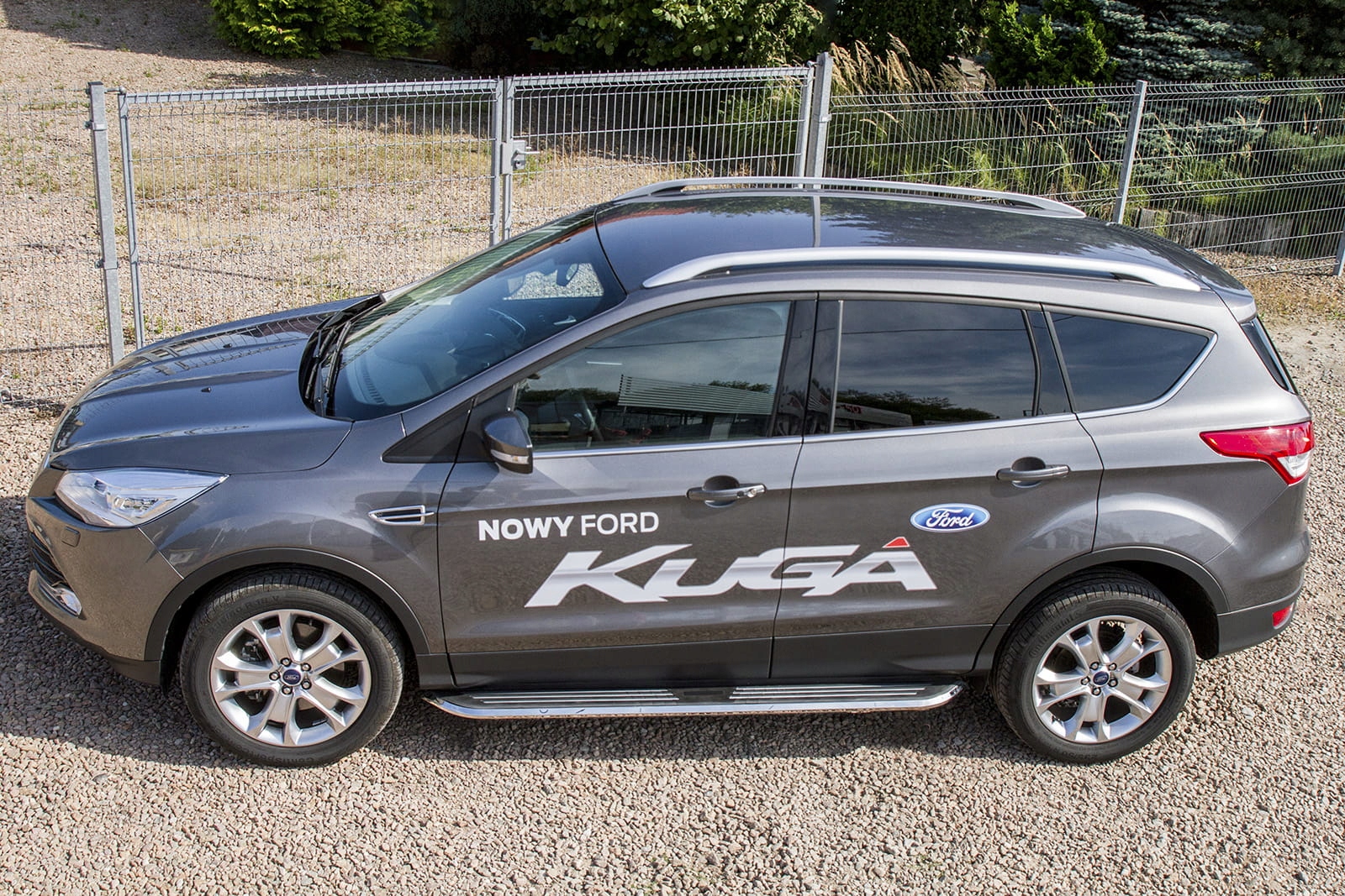 STOPNIE BOCZNE PROGI LISTWY FORD KUGA MK2 II 2013-2019 Producent inny