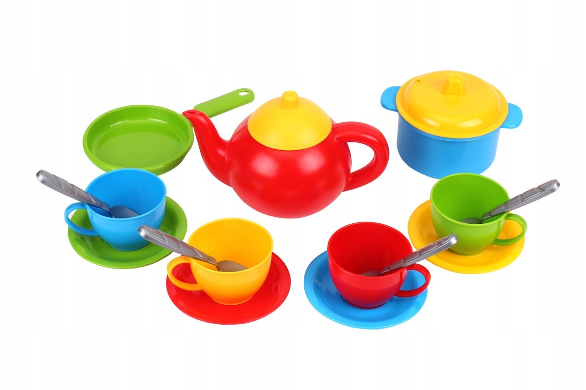 

Naczynia Kuchenne zestaw garnki sztućce filiżanki1