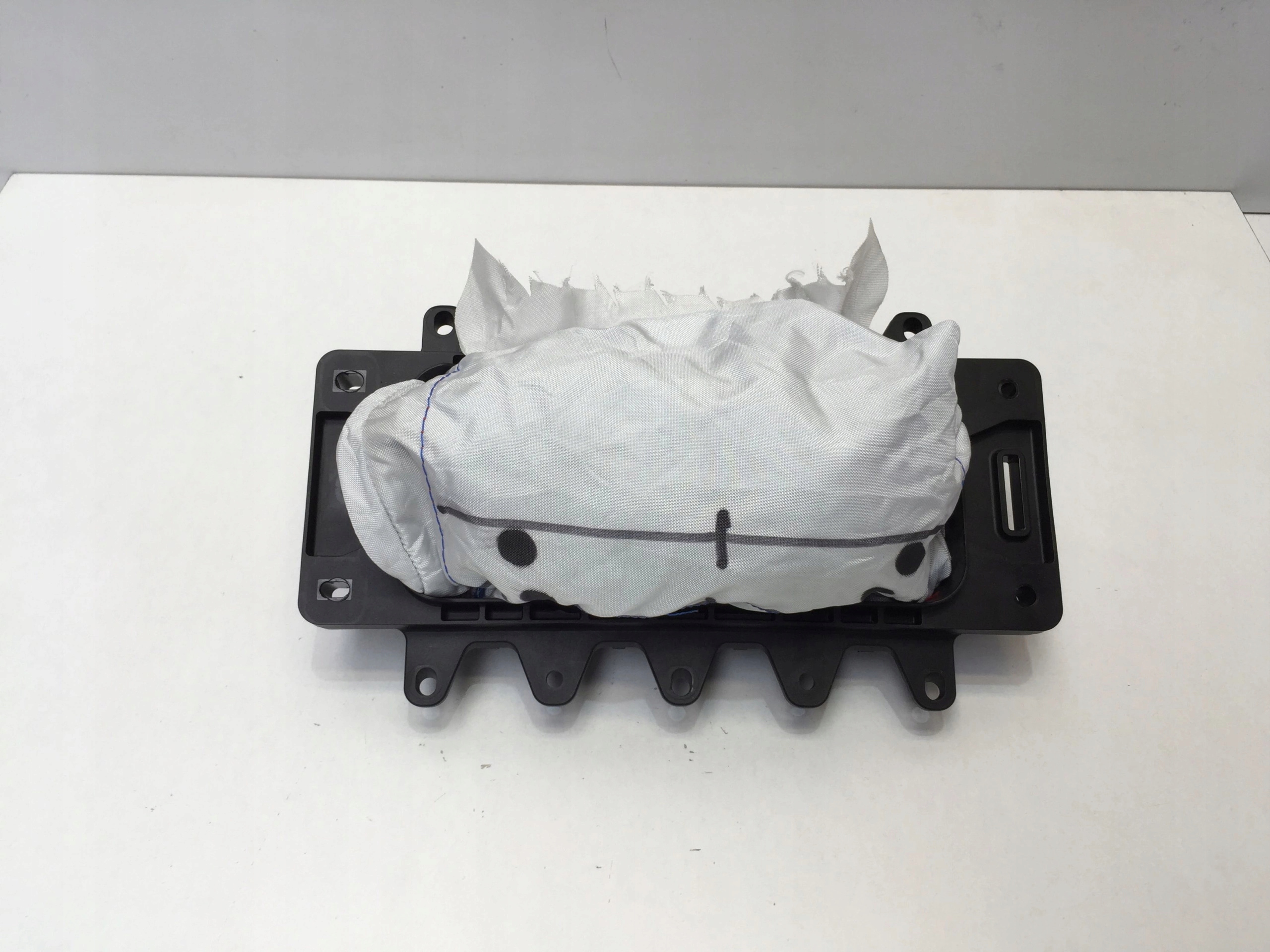 MERCEDES A A45 W177 AMG PODUSZKA PASAŻERA AIRBAG