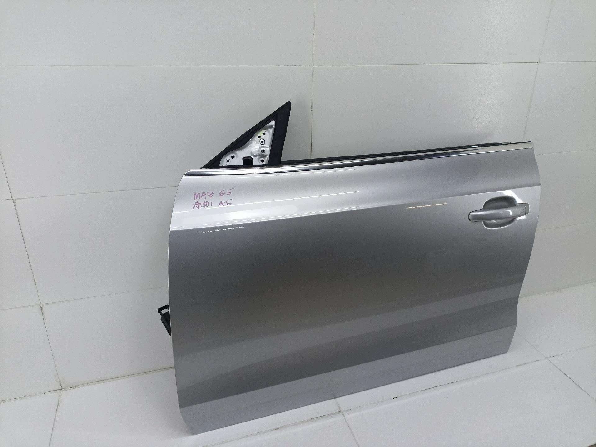 door front left side Audi A5 8T 2010