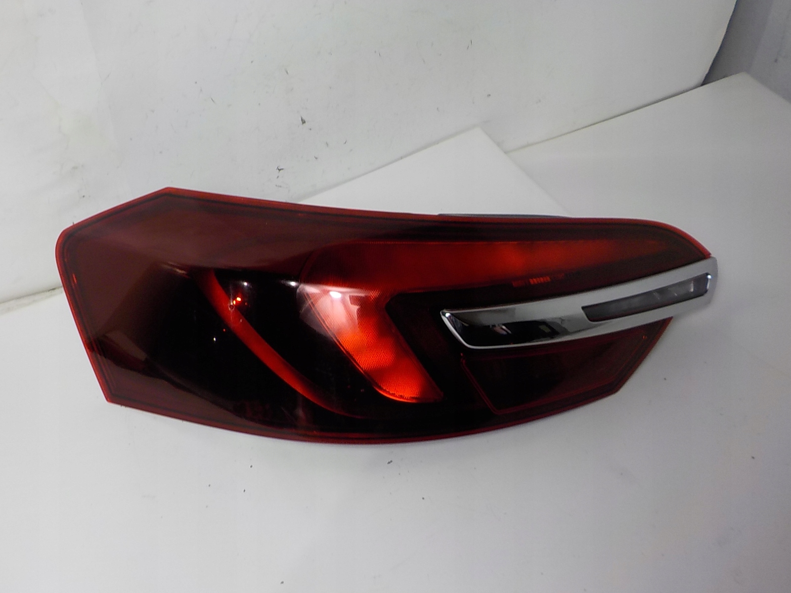 OPEL INSIGNIA A KOMBI LIFT light left rear left rear part