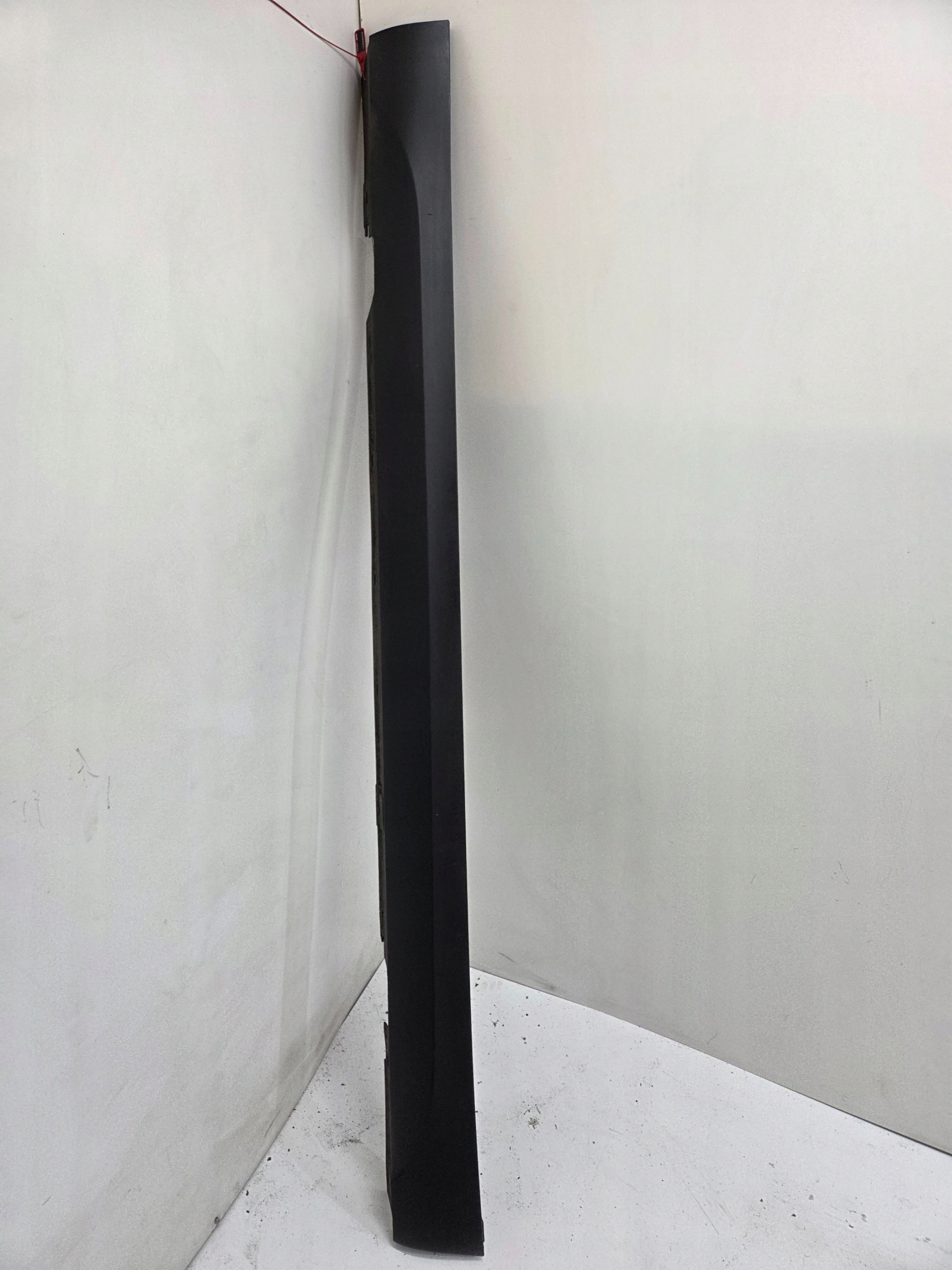 BMW X1 E84 LCI LIFT moulding threshold cap left