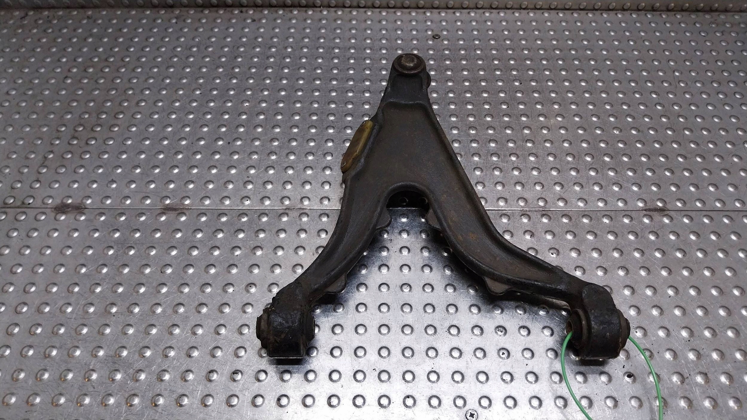 braccetto sinistra Anteriore VOLVO C70 e V70 e II S70 e XC70 CROSS COUNTRY e