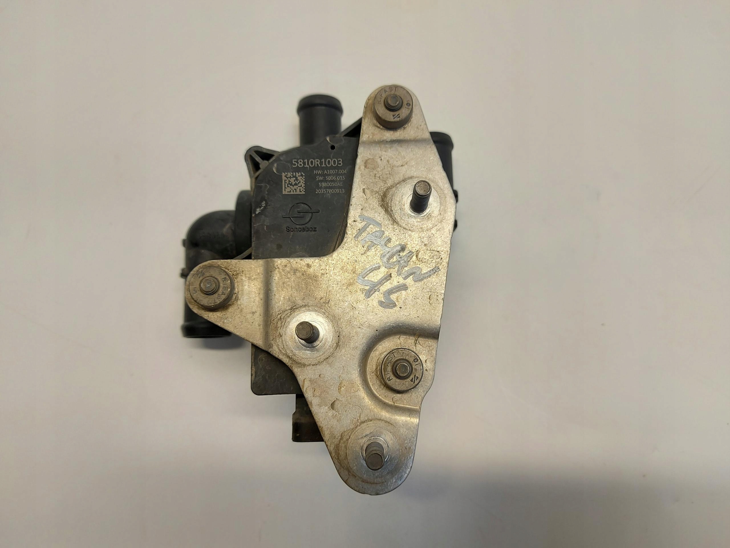 Porsche Taycan 4S 9J1 2021r Sensor heizgebläse Pumpe 9J1906459A