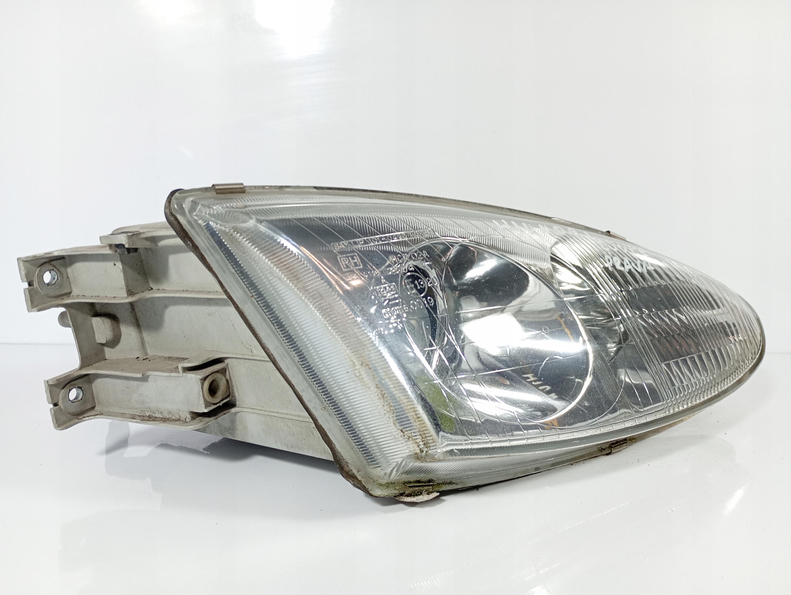 Hyundai Coupe 2 96-01 REFLEKTOR light left front front OE 1010495