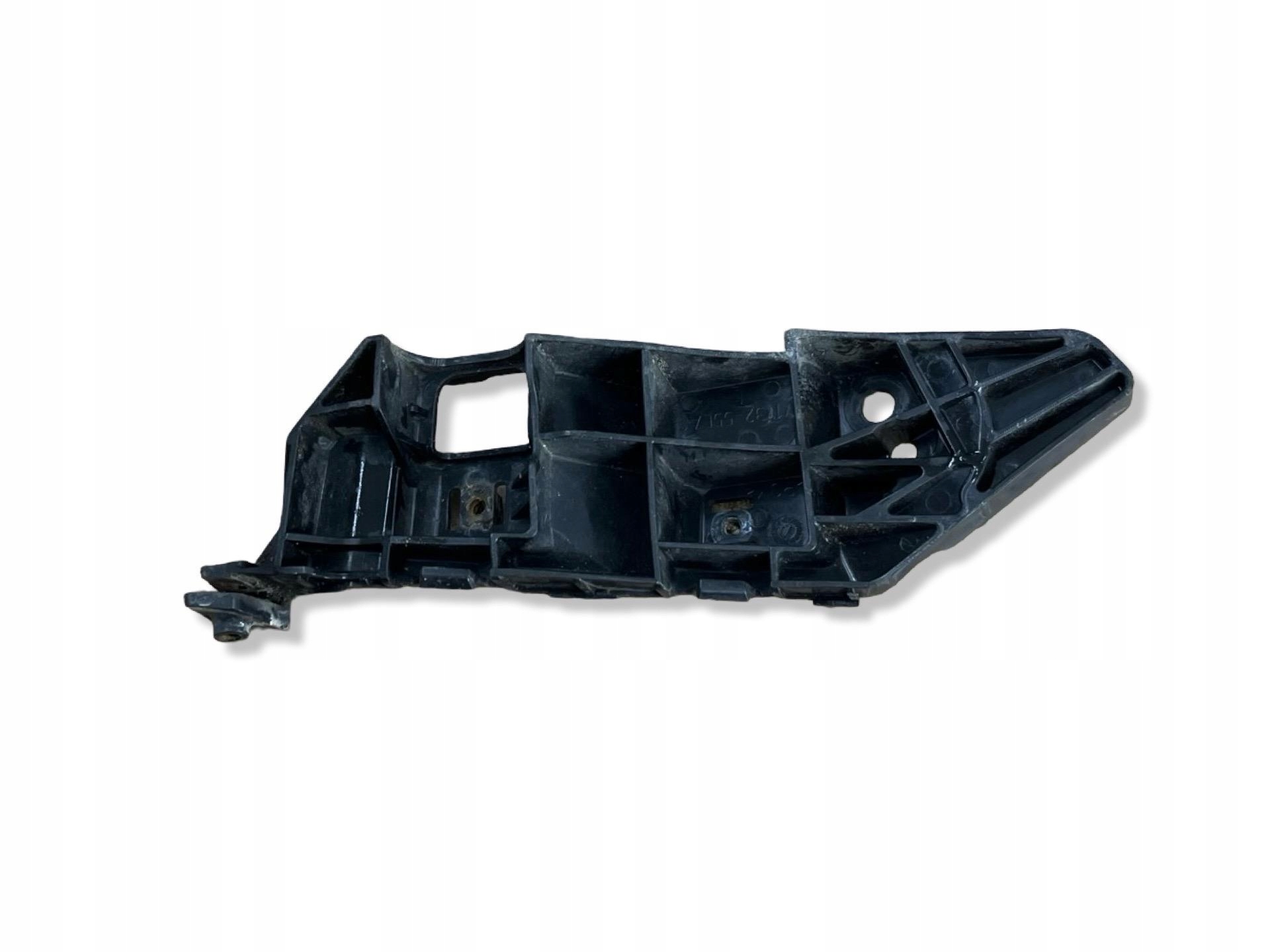 support holder of a bumper front left side Suzuki SX4 facelift 2014