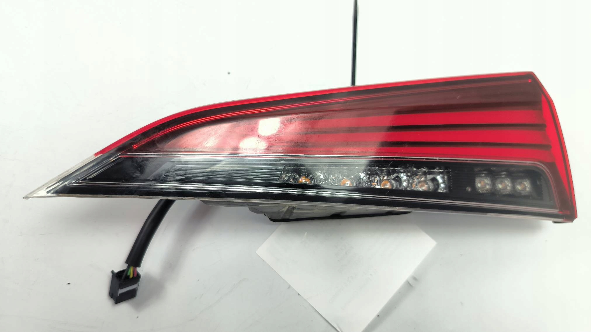 light left rear part LEXUS ES300H VII