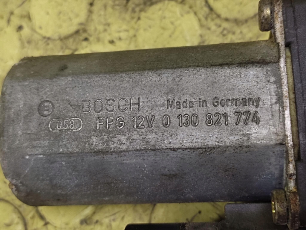 AUDI A6 C5 mini motor windows right front 0130821774