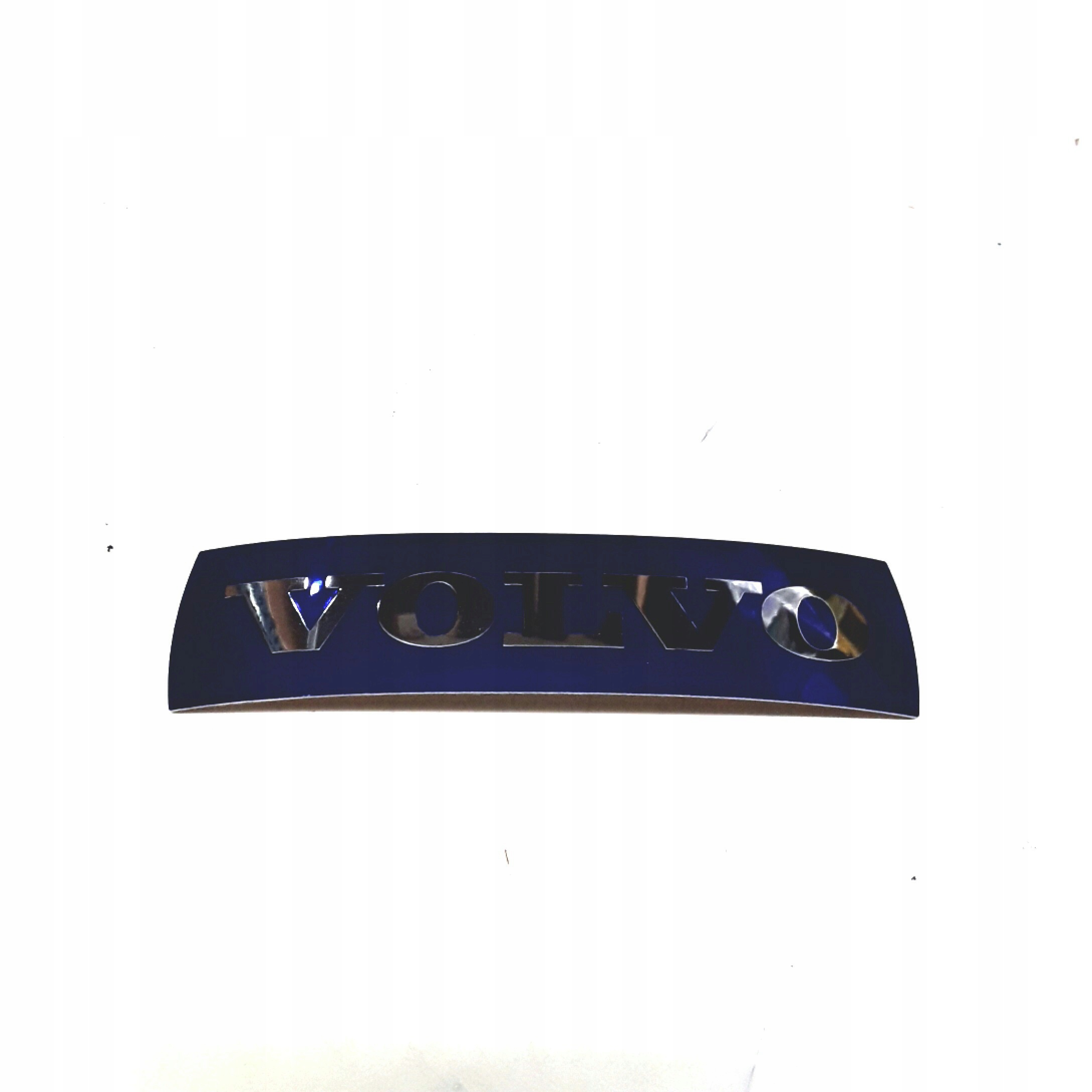 

Volvo S60 V60 XC60 emblemat znaczek logo grill Oe