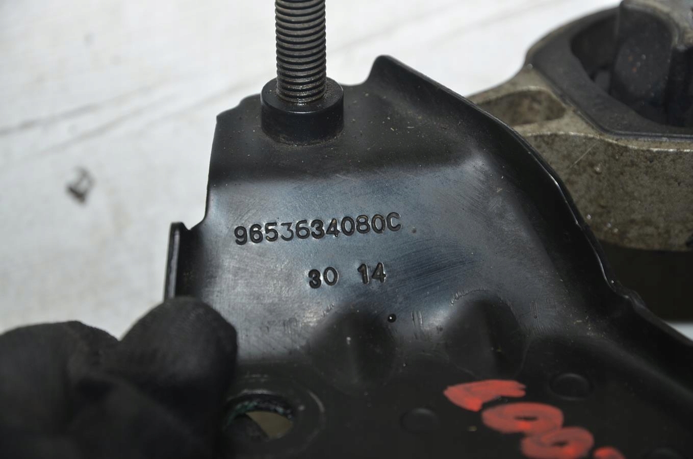 holder engine mount Peugeot 2008 14r