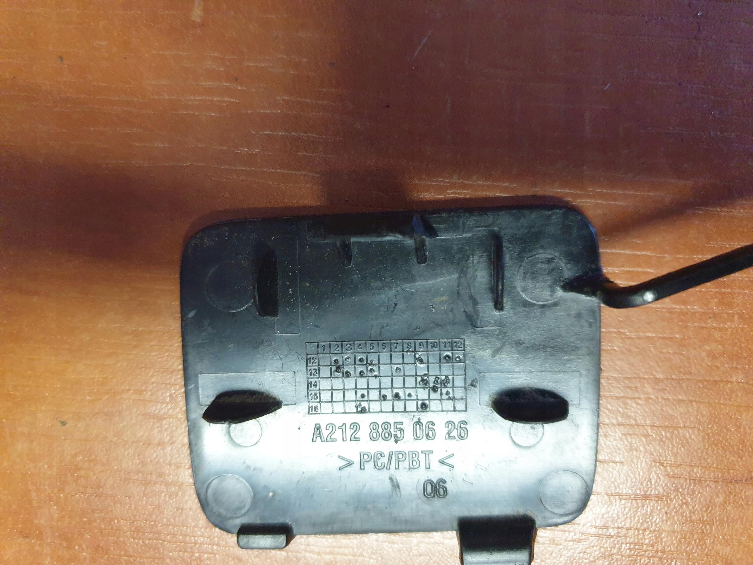 W212 Abschleppöse heck A2128850626 MERCEDES E