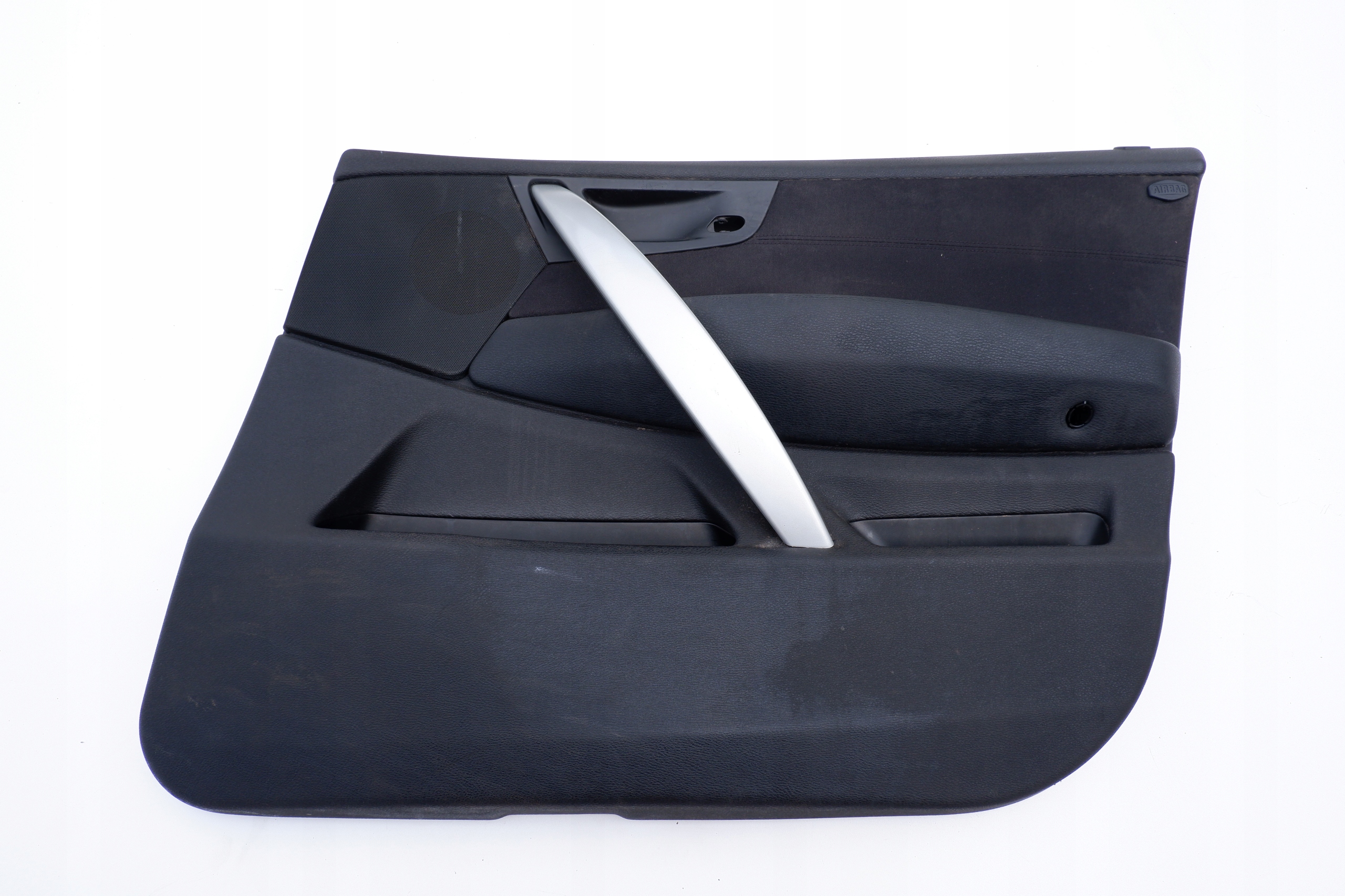 7625805 - BMW E83 X3 обивка передняя правая