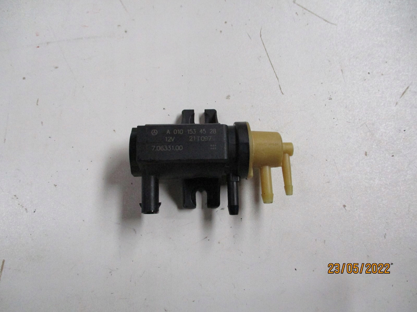 valve vacual MERCEDES 0101534528