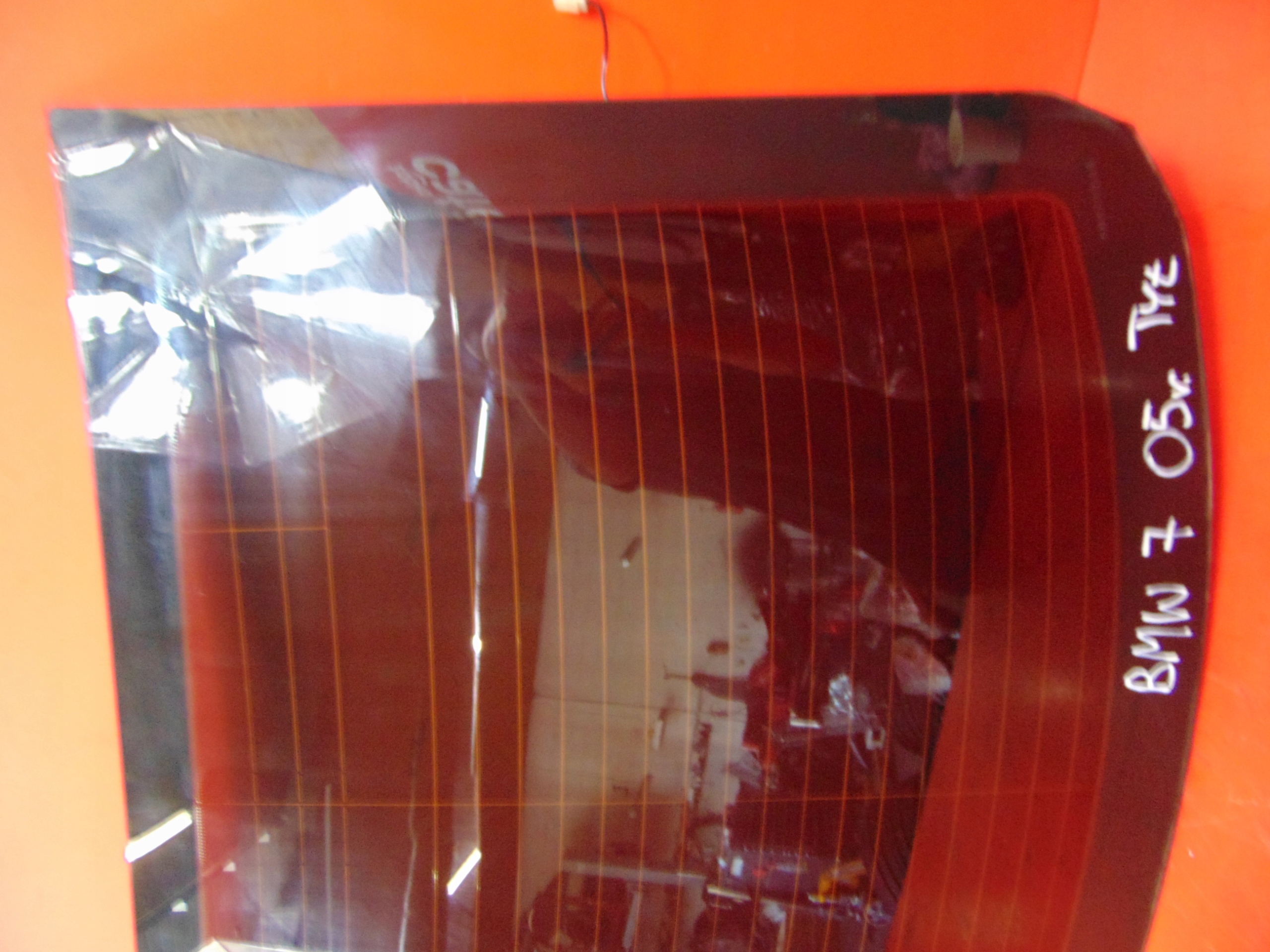 BMW 7 E65 SZYBA TYŁ TYLNA Producent części BMW OE